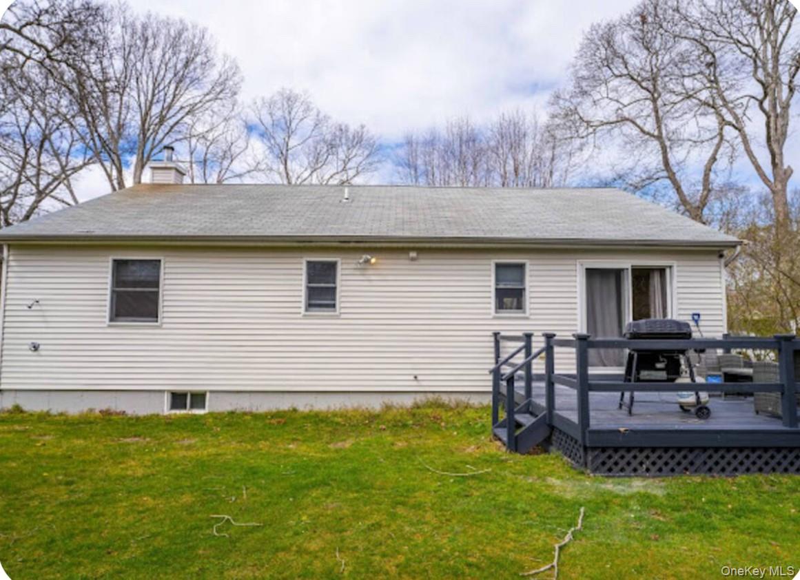 40 Kyle Road, Hampton Bays, NY 11946