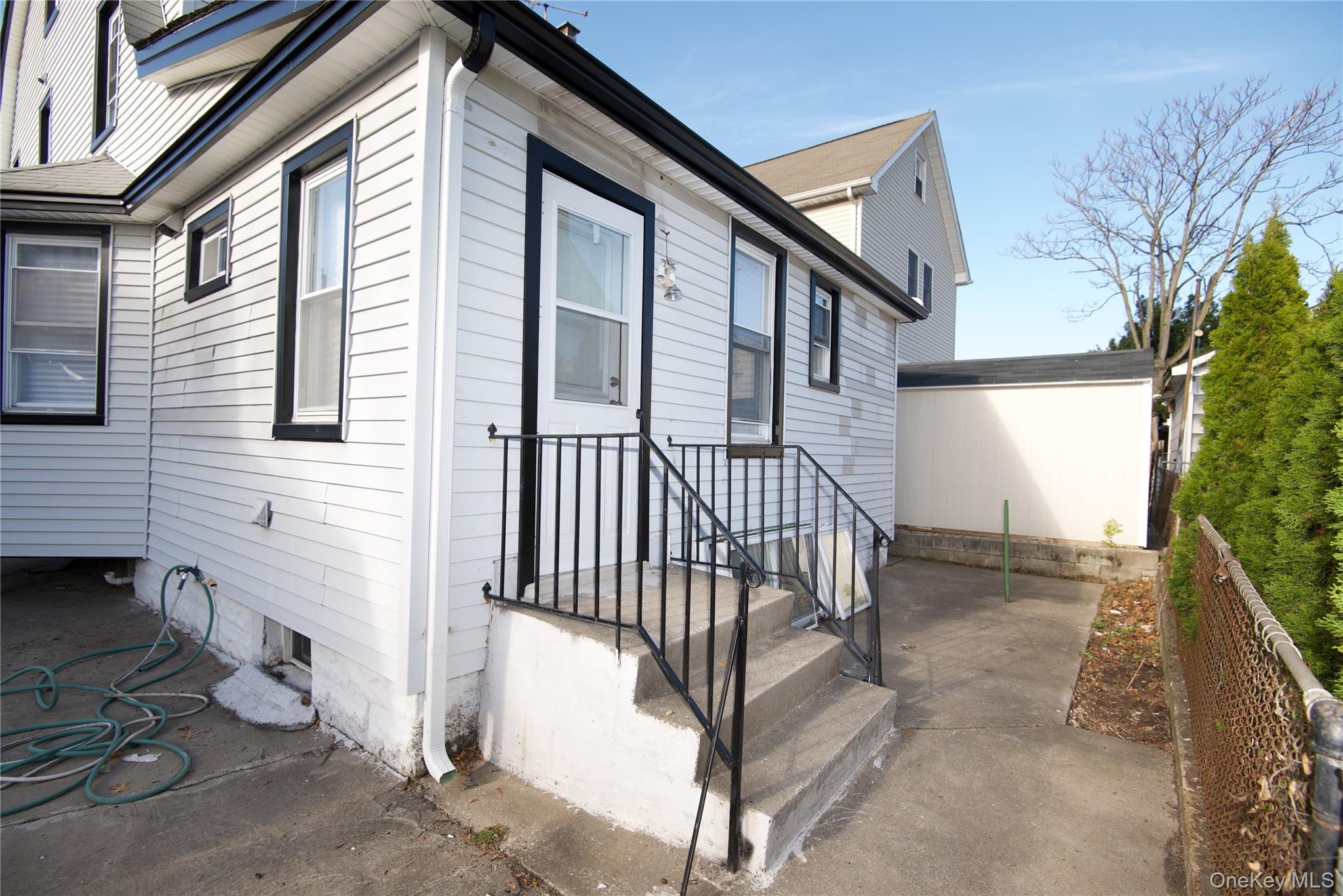 60 Gotham Avenue, Elmont, NY 11003