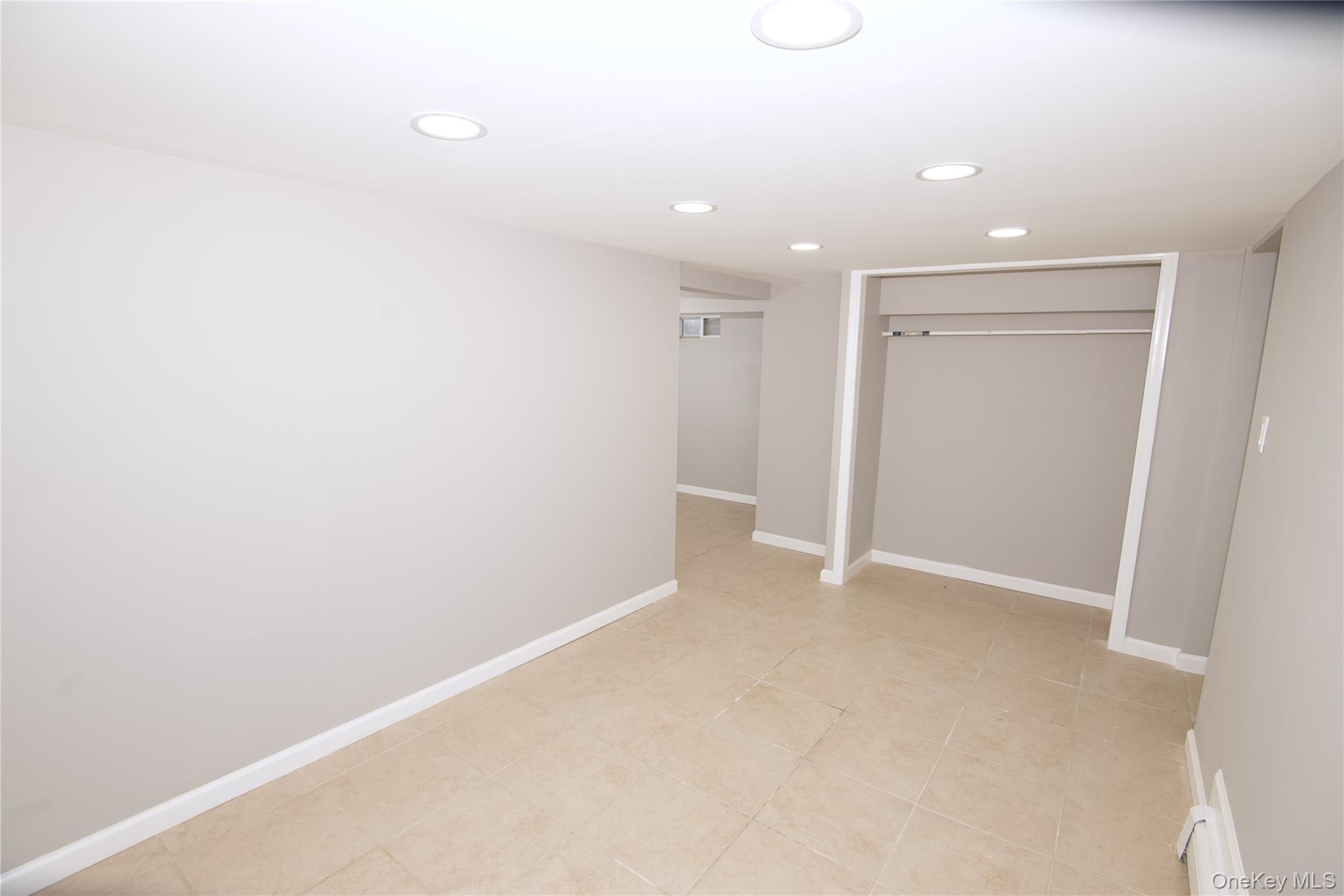 60 Gotham Avenue, Elmont, NY 11003