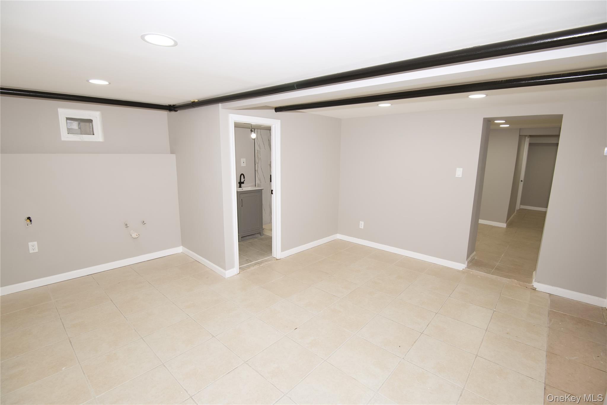 60 Gotham Avenue, Elmont, NY 11003