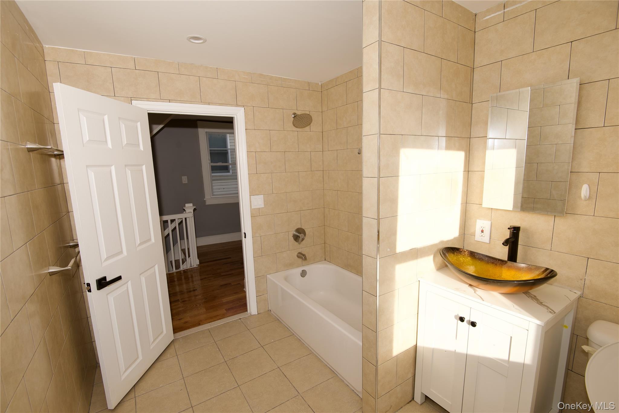 60 Gotham Avenue, Elmont, NY 11003