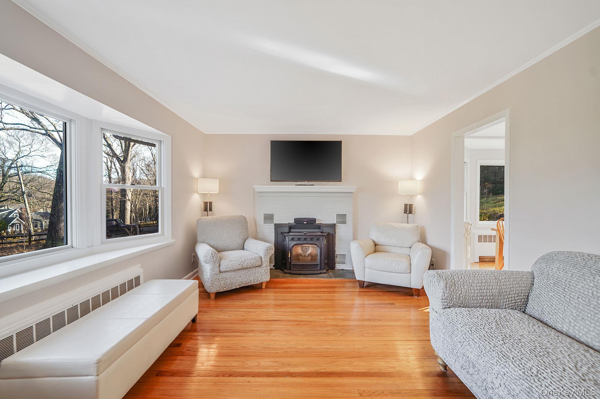 12 Harbor Beach Road, Miller Place, NY 11764