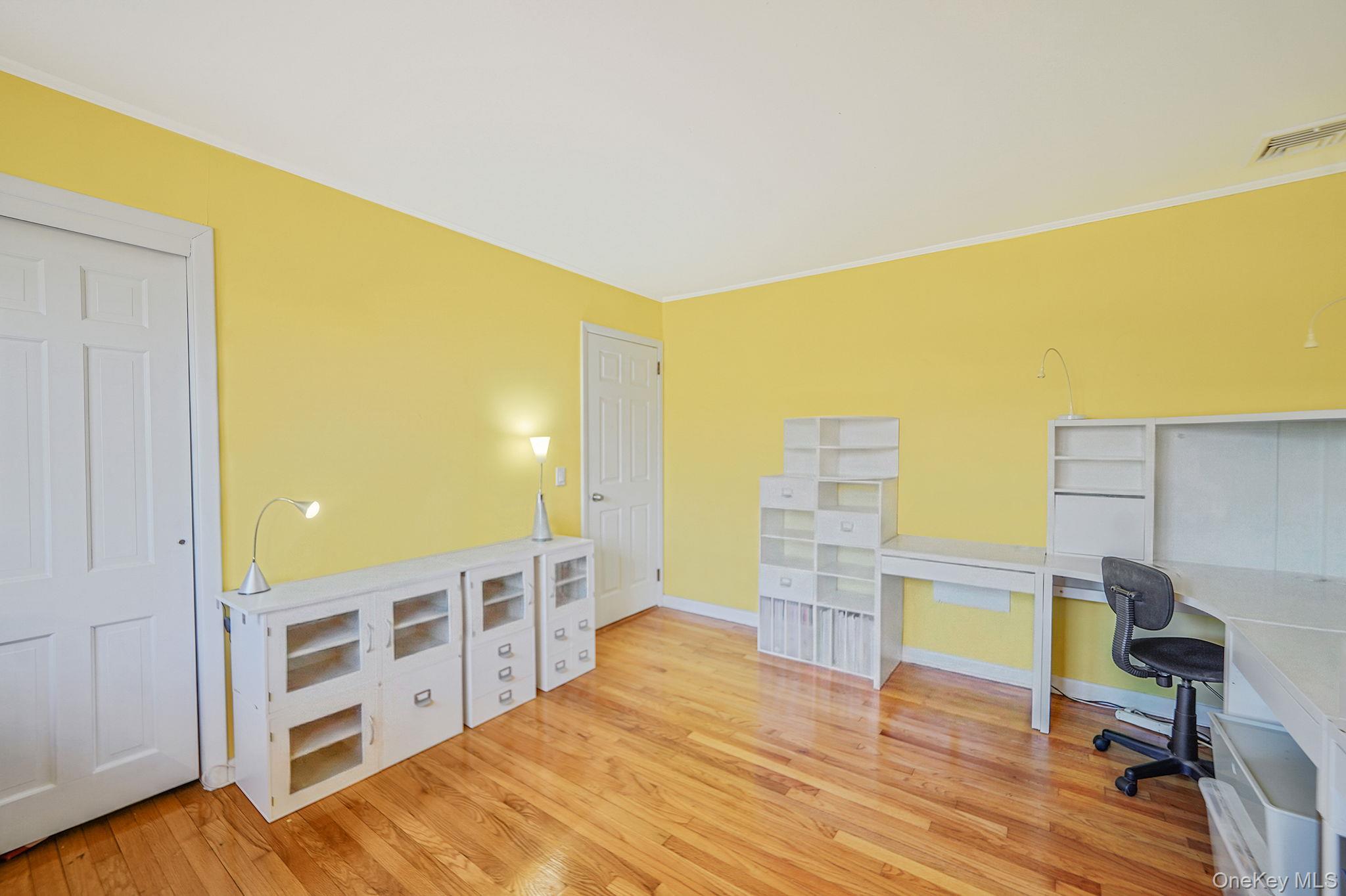 12 Harbor Beach Road, Miller Place, NY 11764