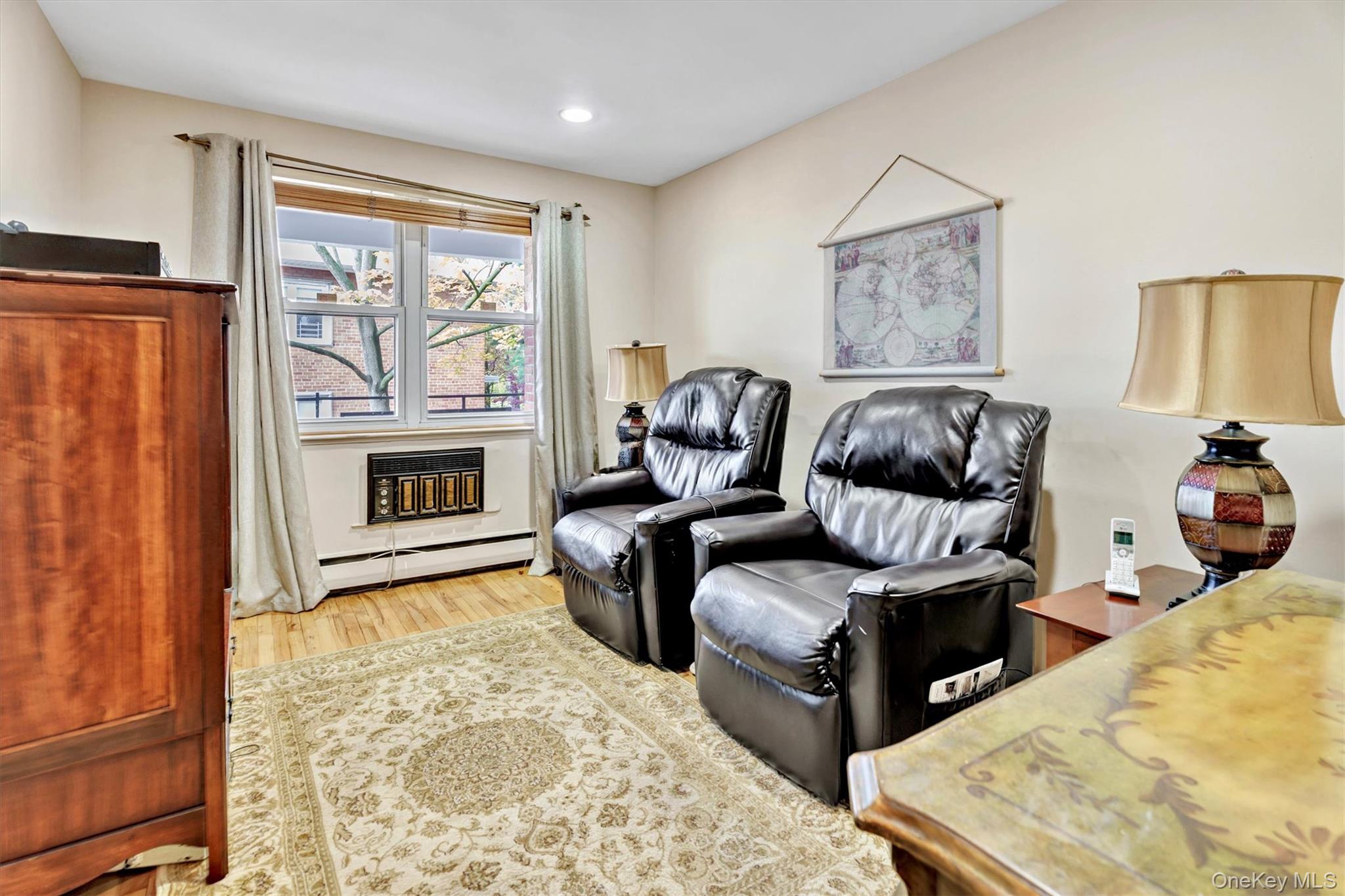 200 S Middle Neck Road # J-6, Great Neck, NY 11021