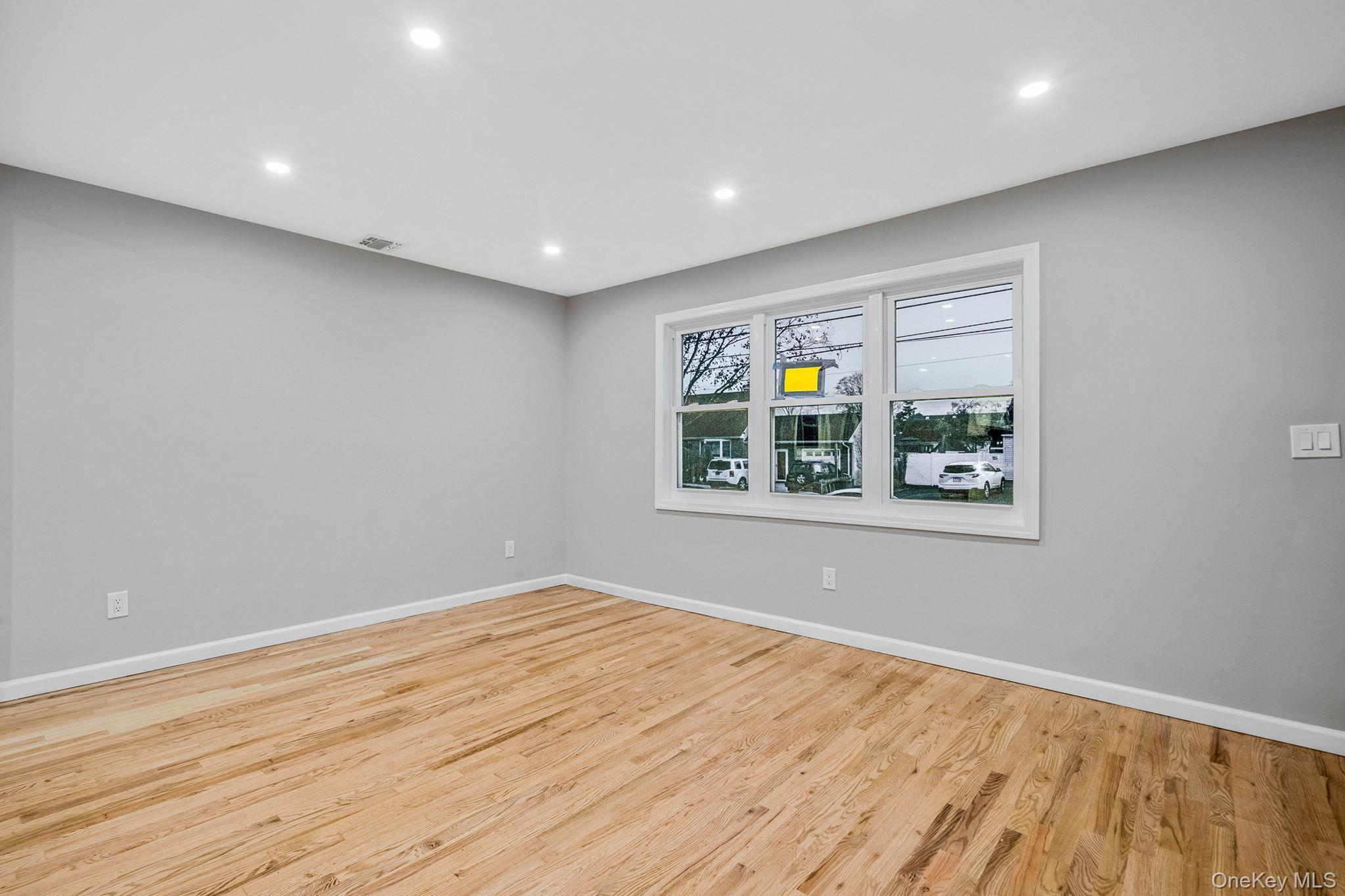 34 Hilliard Avenue, Central Islip, NY 11722