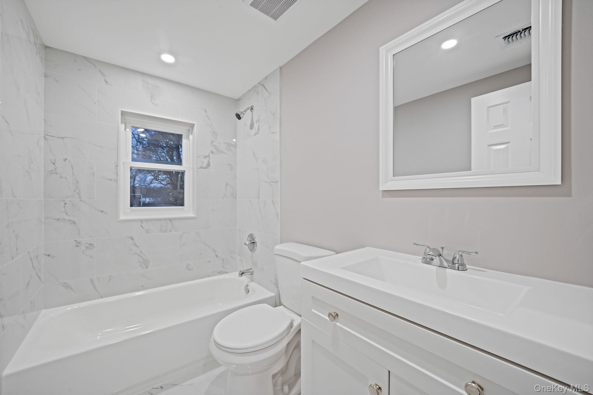 34 Hilliard Avenue, Central Islip, NY 11722