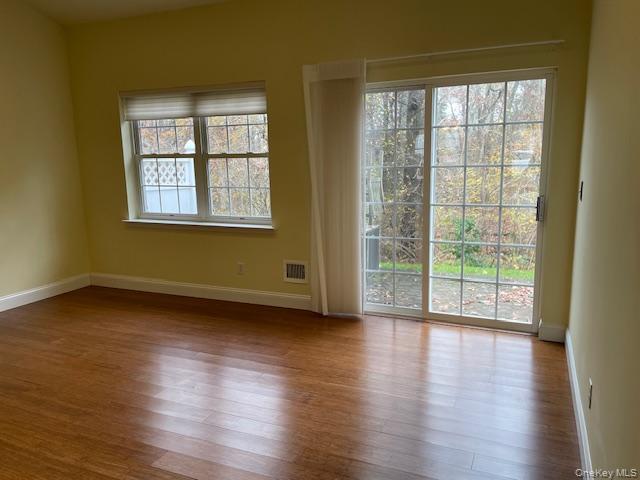 6 Oyster Cove Lane, Blue Point, NY 11715