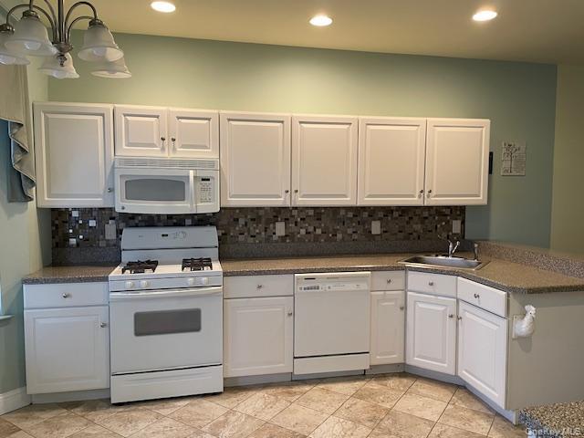 6 Oyster Cove Lane, Blue Point, NY 11715