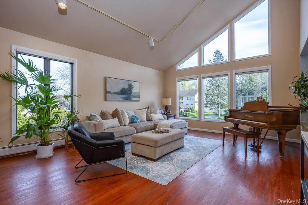 16 Lady Godiva Way, New City, NY 10956