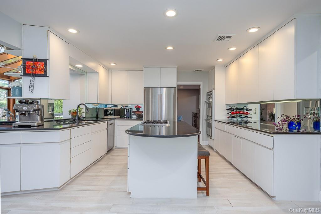 16 Lady Godiva Way, New City, NY 10956