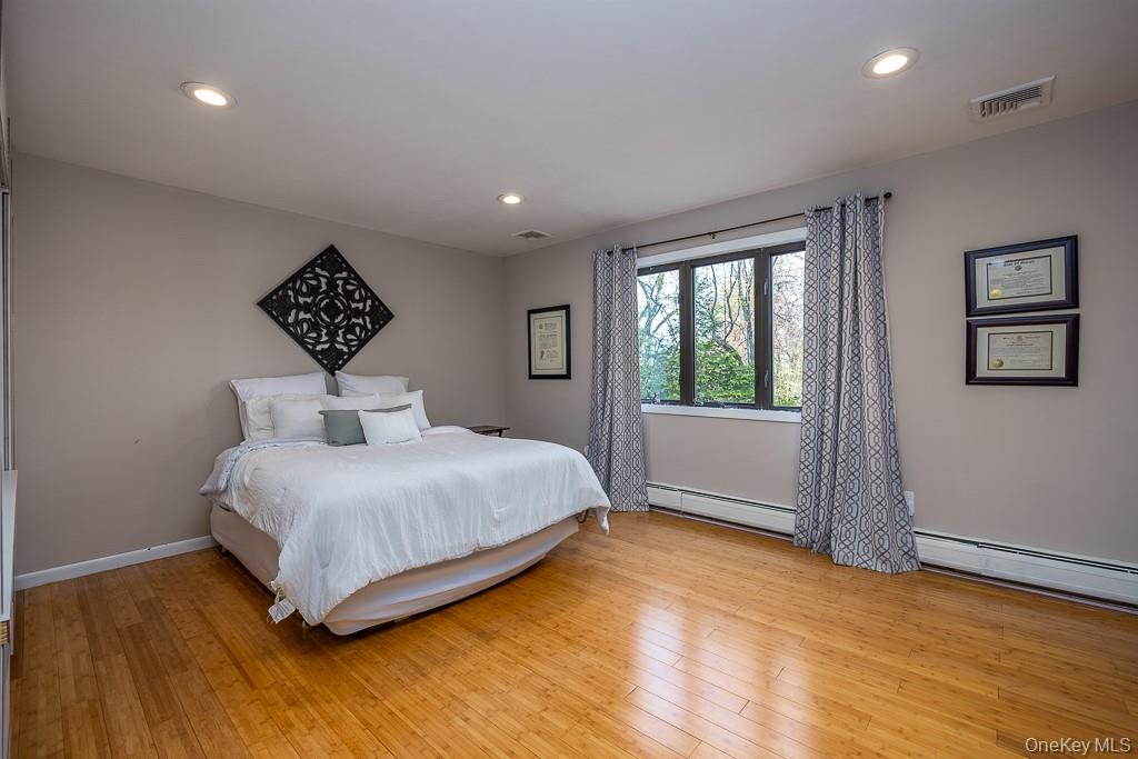 16 Lady Godiva Way, New City, NY 10956