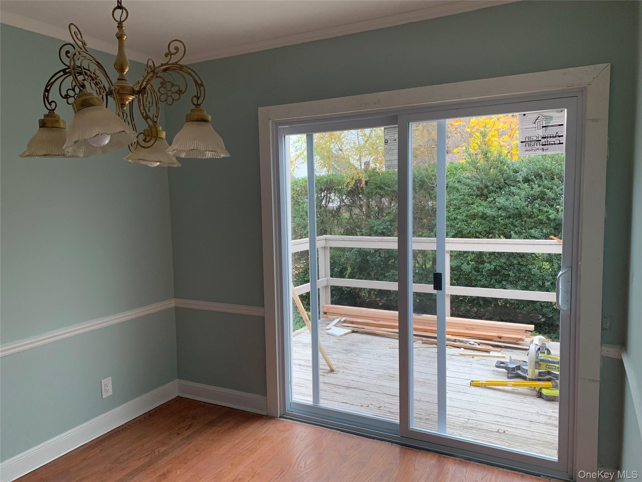 700 Tulip Avenue, Stewart Manor, NY 11001