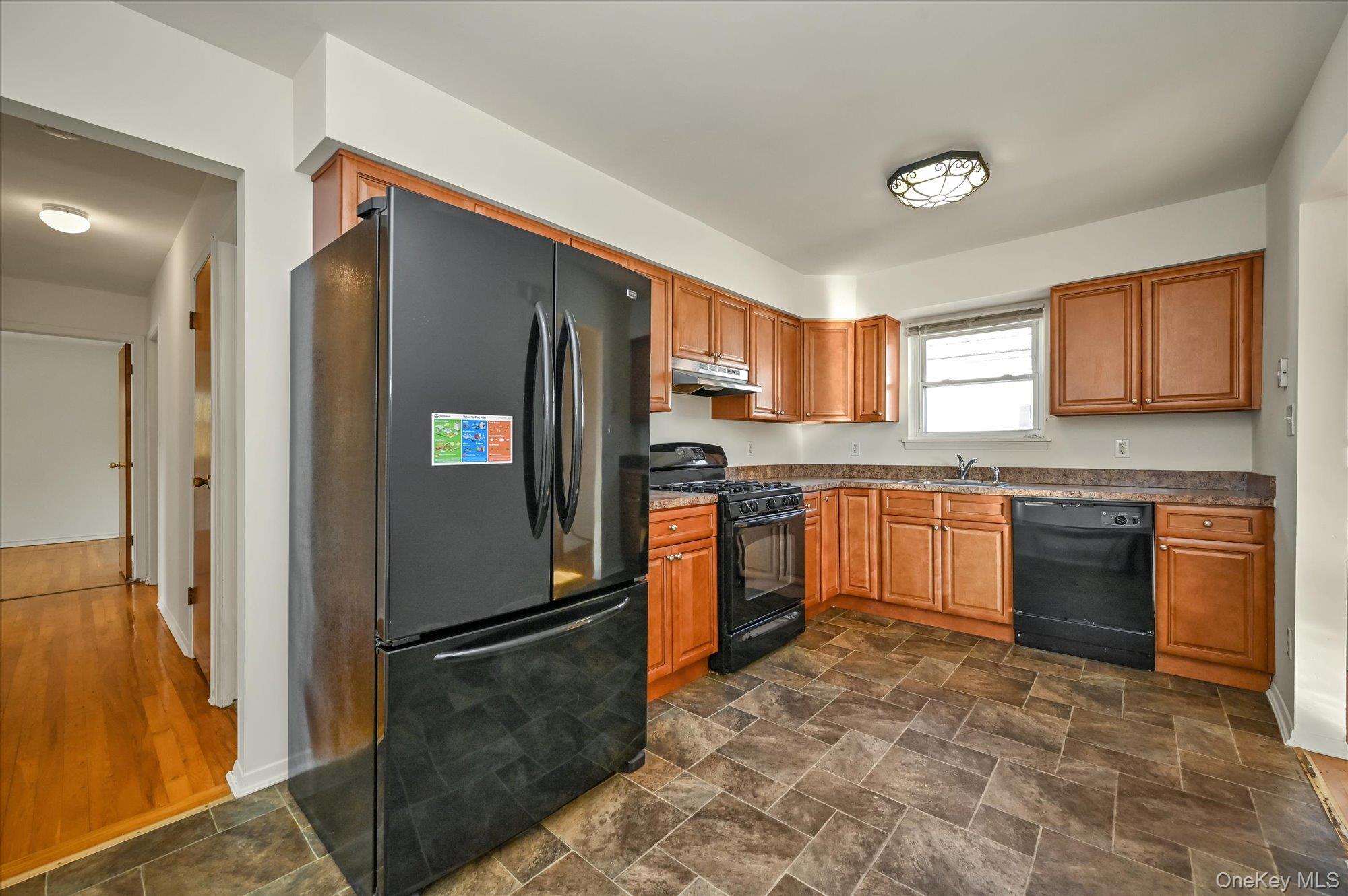 146-43 27th Avenue, Flushing, NY 11354