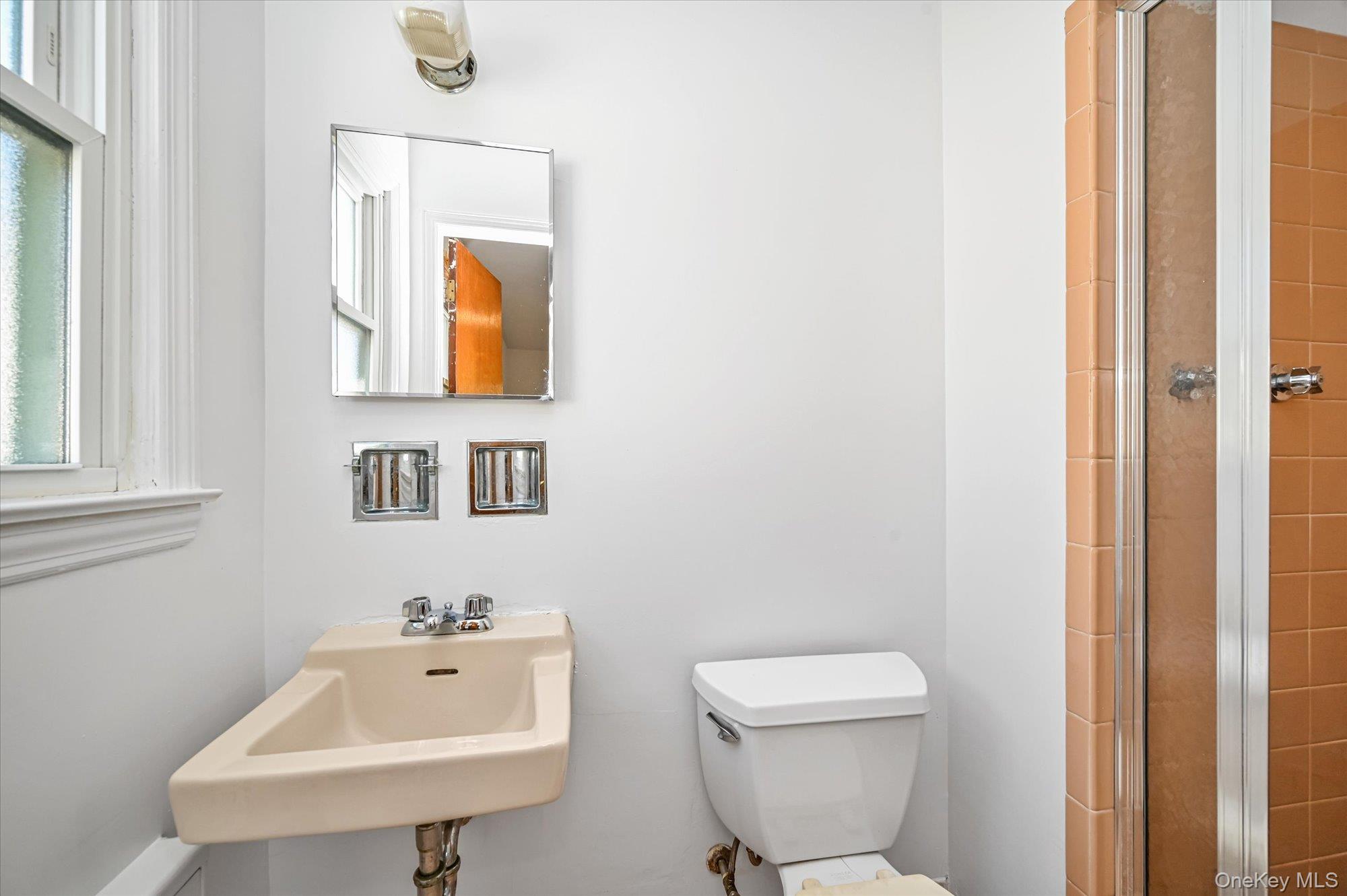 146-43 27th Avenue, Flushing, NY 11354