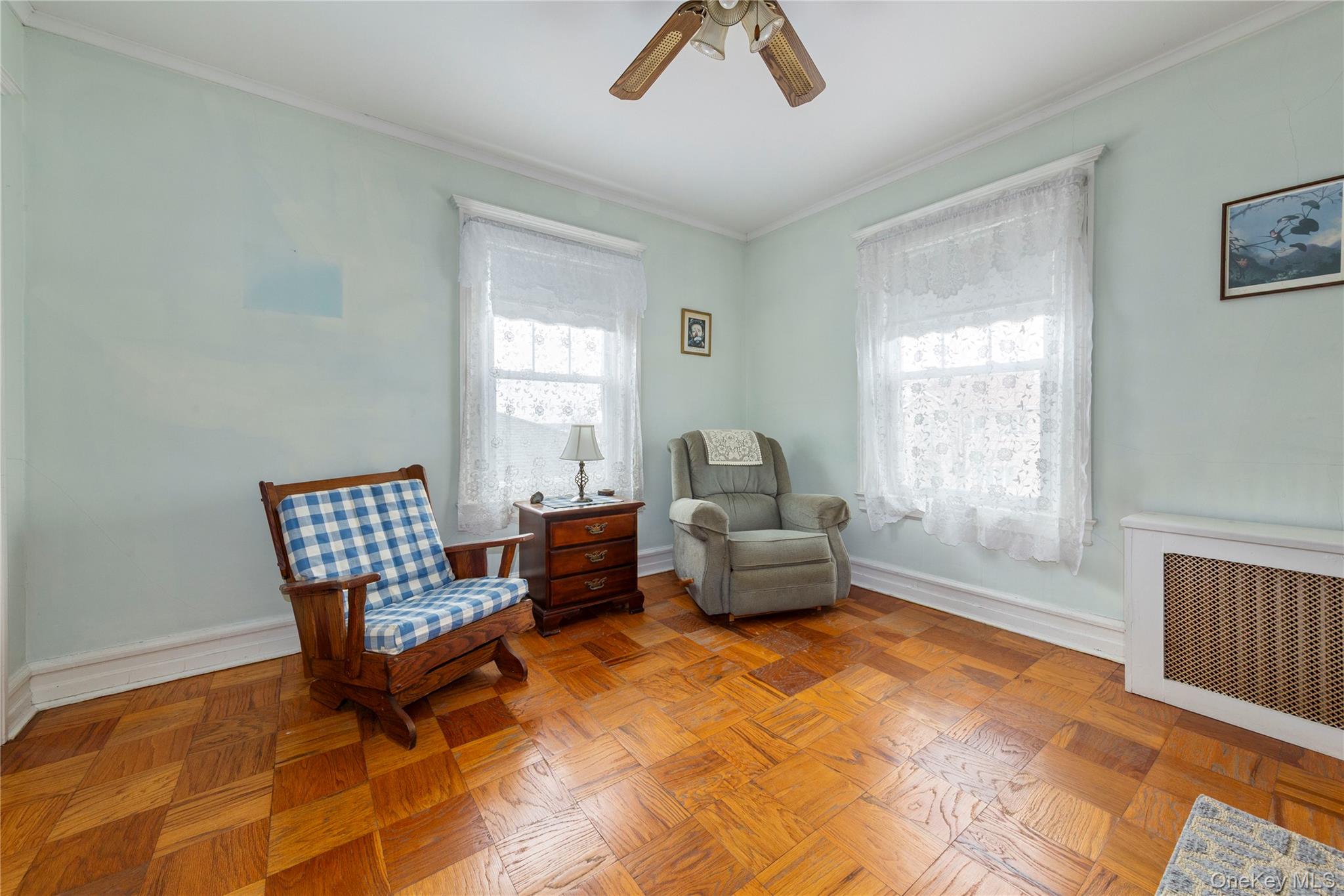 806 Clintonville Street, Whitestone, NY 11357