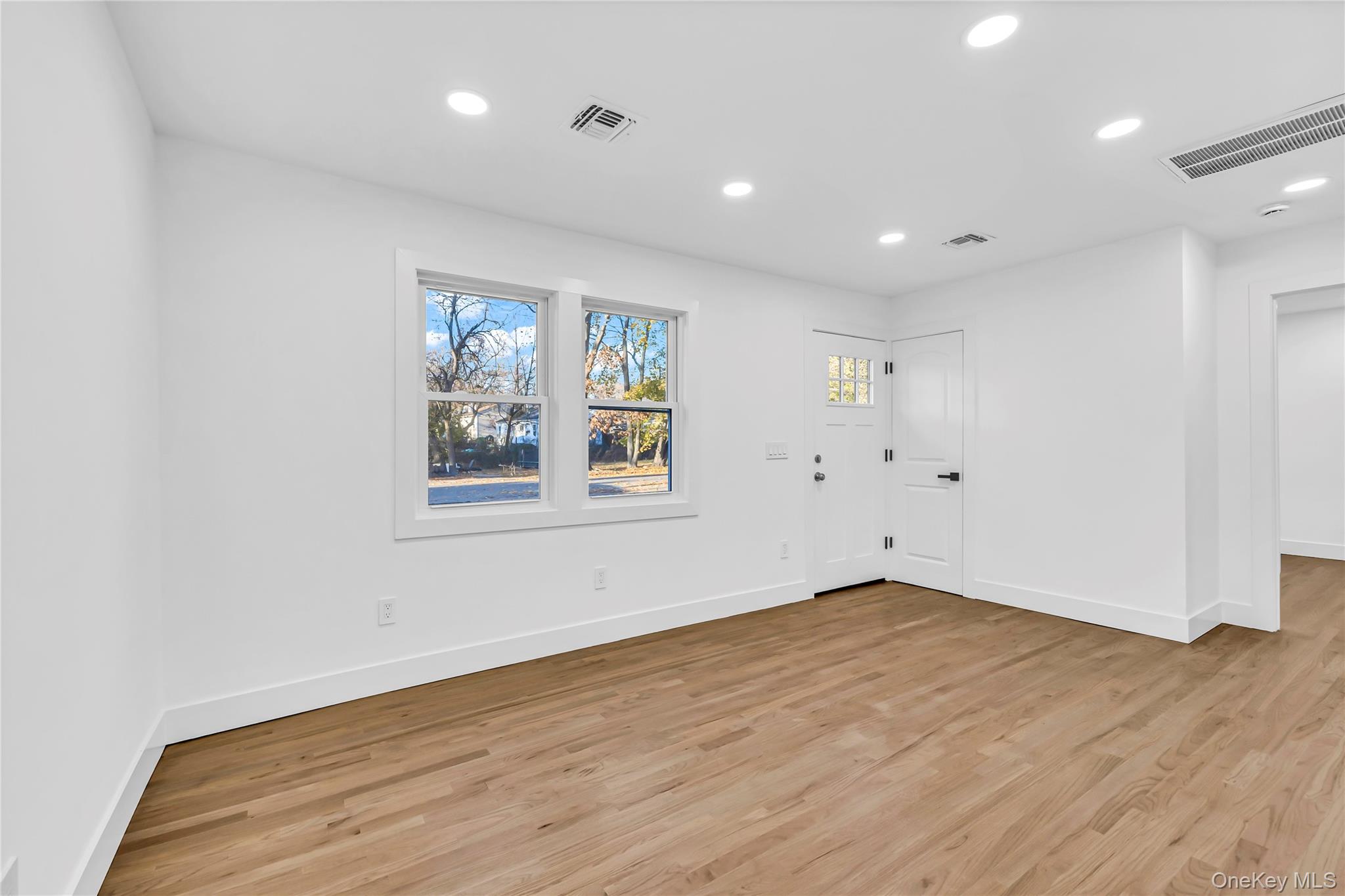 9 Lewis Street, Riverhead, NY 11901