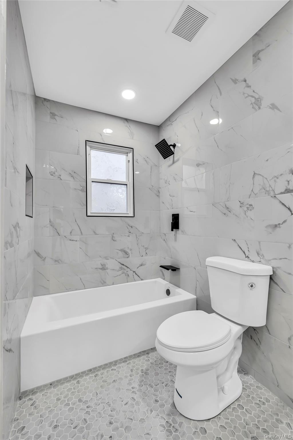 9 Lewis Street, Riverhead, NY 11901