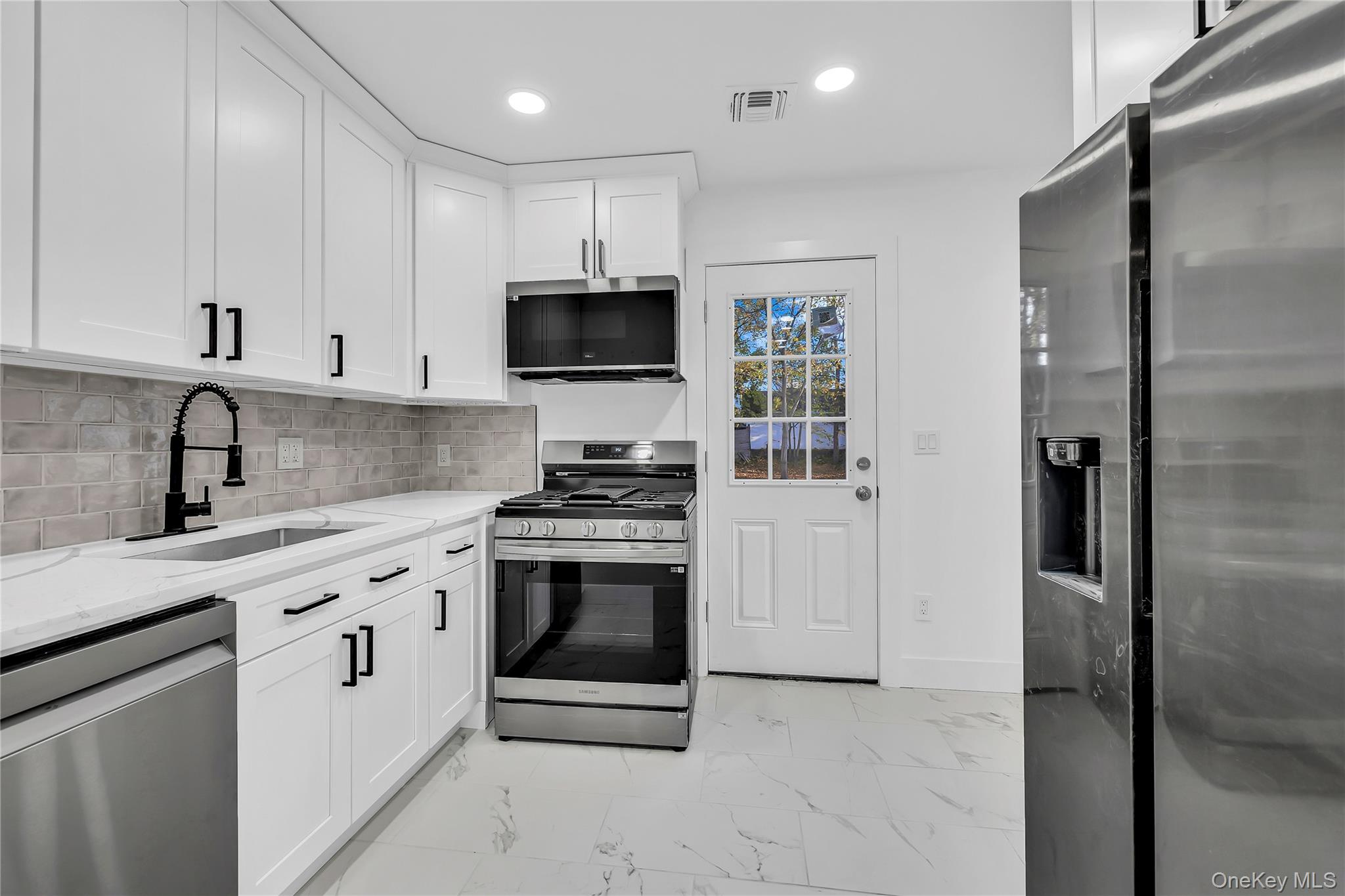 9 Lewis Street, Riverhead, NY 11901