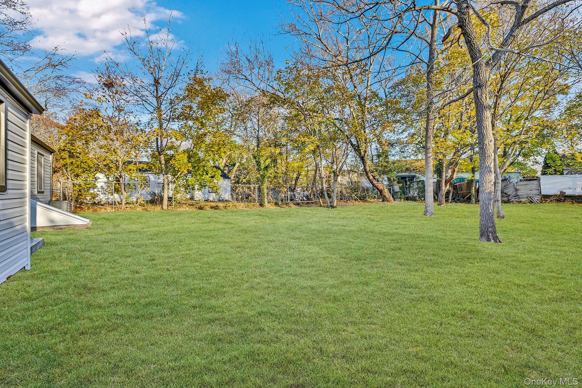 9 Lewis Street, Riverhead, NY 11901