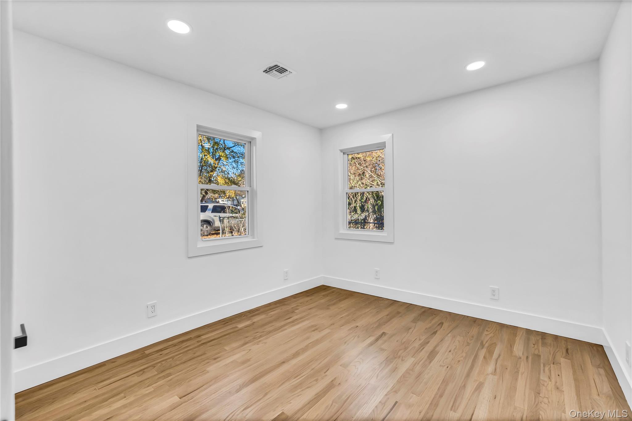 9 Lewis Street, Riverhead, NY 11901