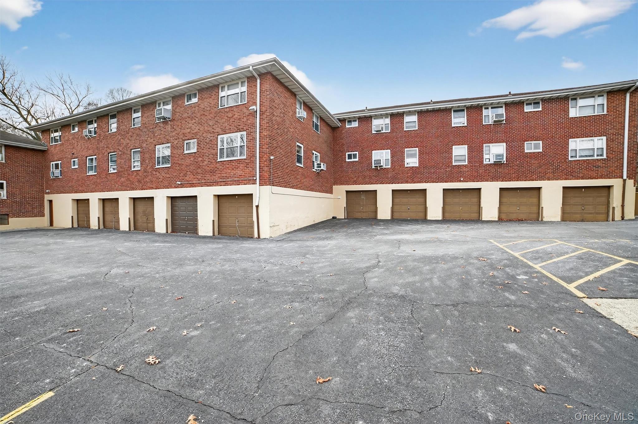 10 Dehaven Drive # 2D, Yonkers, NY 10703