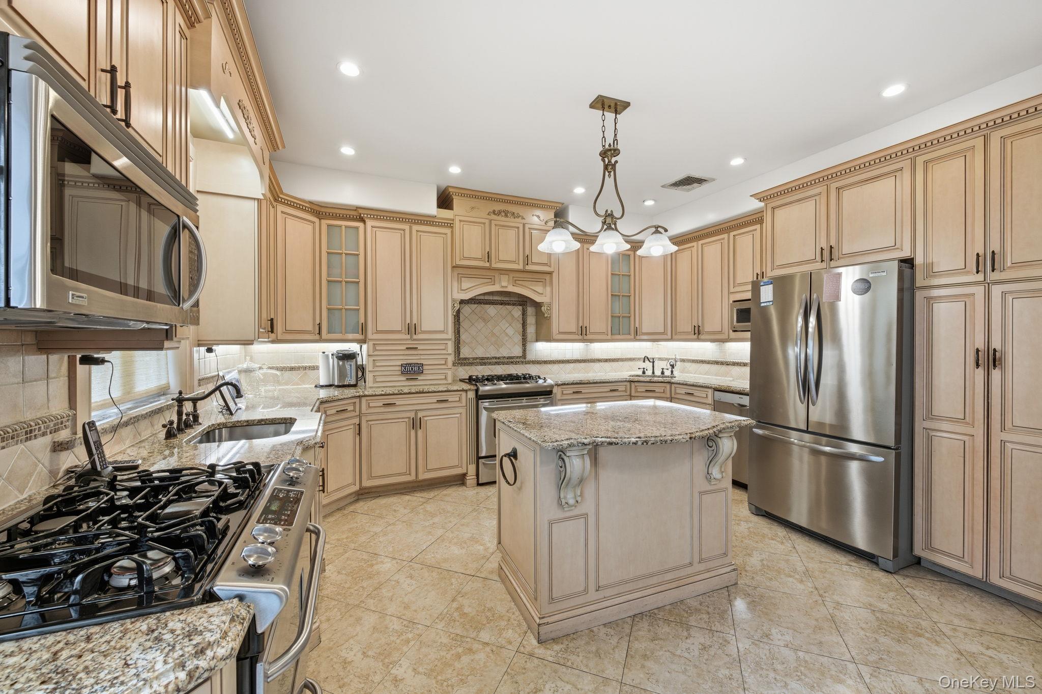 1258 41st Street, Brooklyn, NY 11218