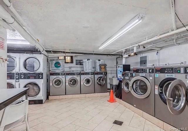 37-21 80TH Street # 6, Jackson Heights, NY 11372