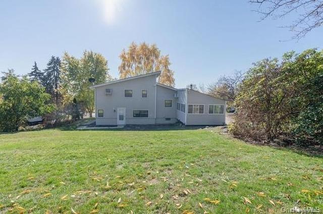 10 Brooker Drive, Newburgh, NY 12550