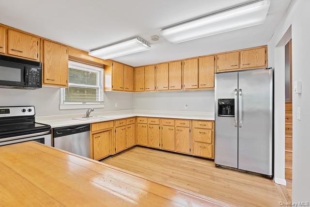 10 Brooker Drive, Newburgh, NY 12550