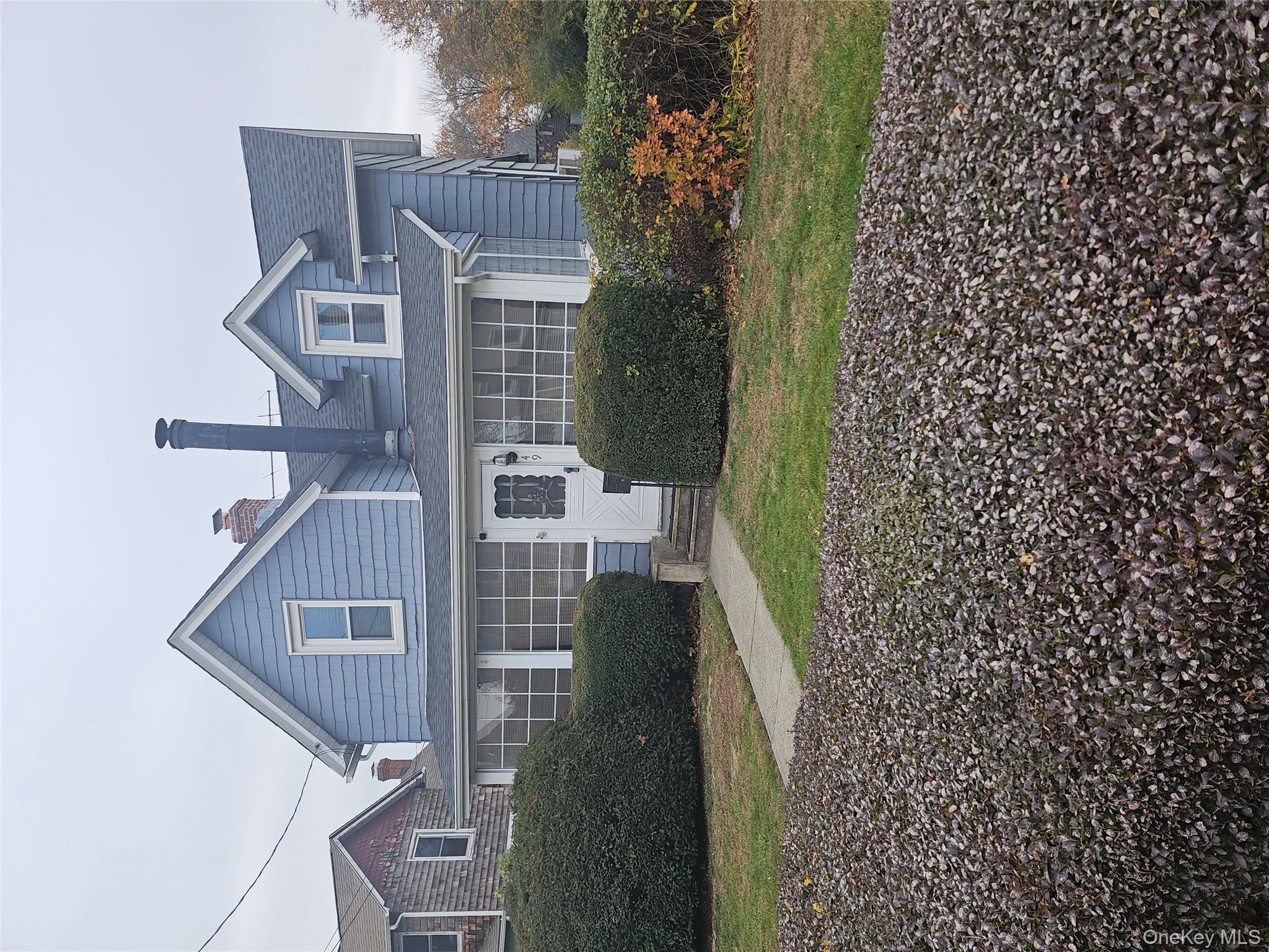 49 Arnold Avenue S, West Babylon, NY 11704