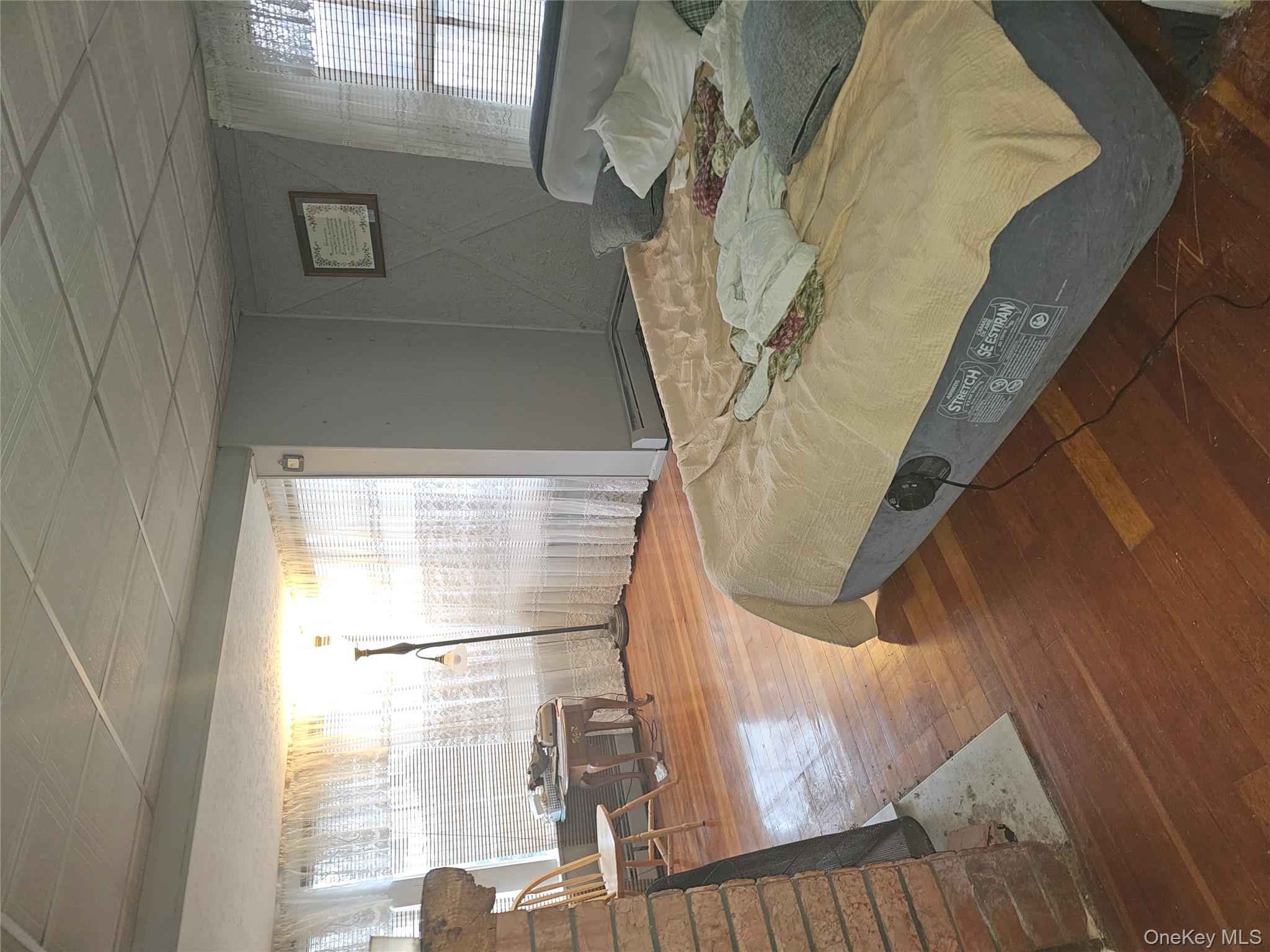 49 Arnold Avenue S, West Babylon, NY 11704