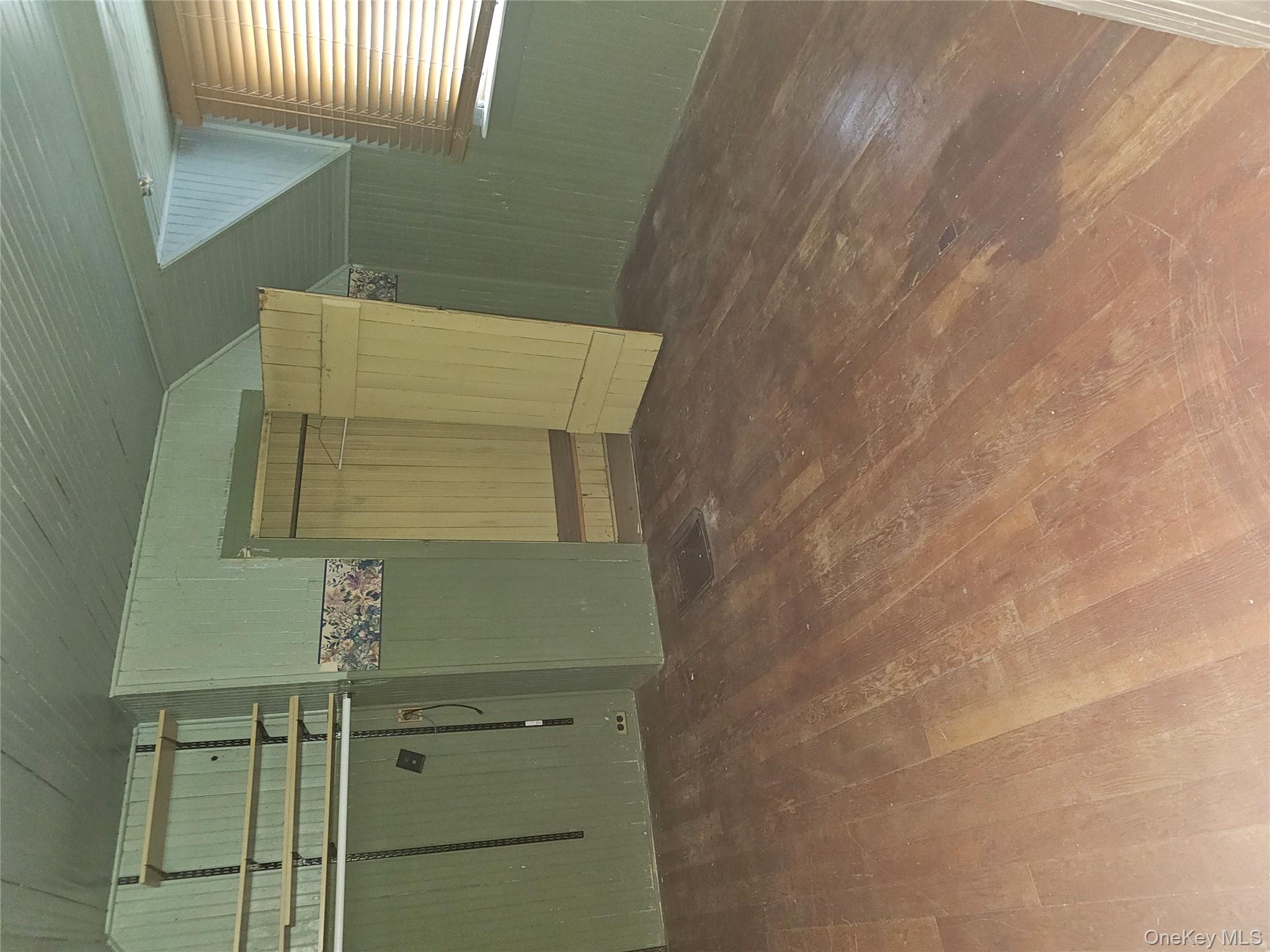 49 Arnold Avenue S, West Babylon, NY 11704