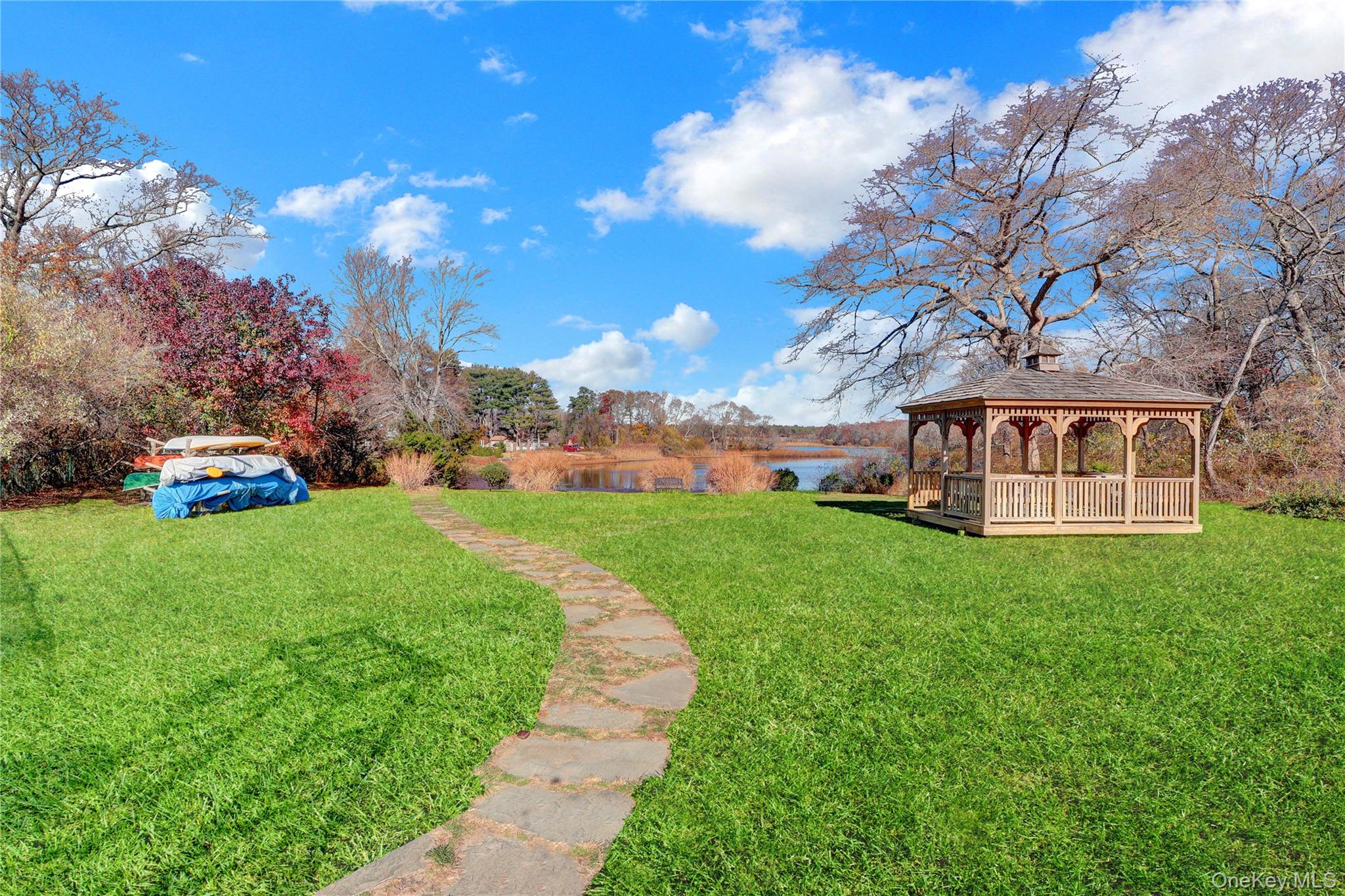 75 Artist Lake Drive, Middle Island, NY 11953