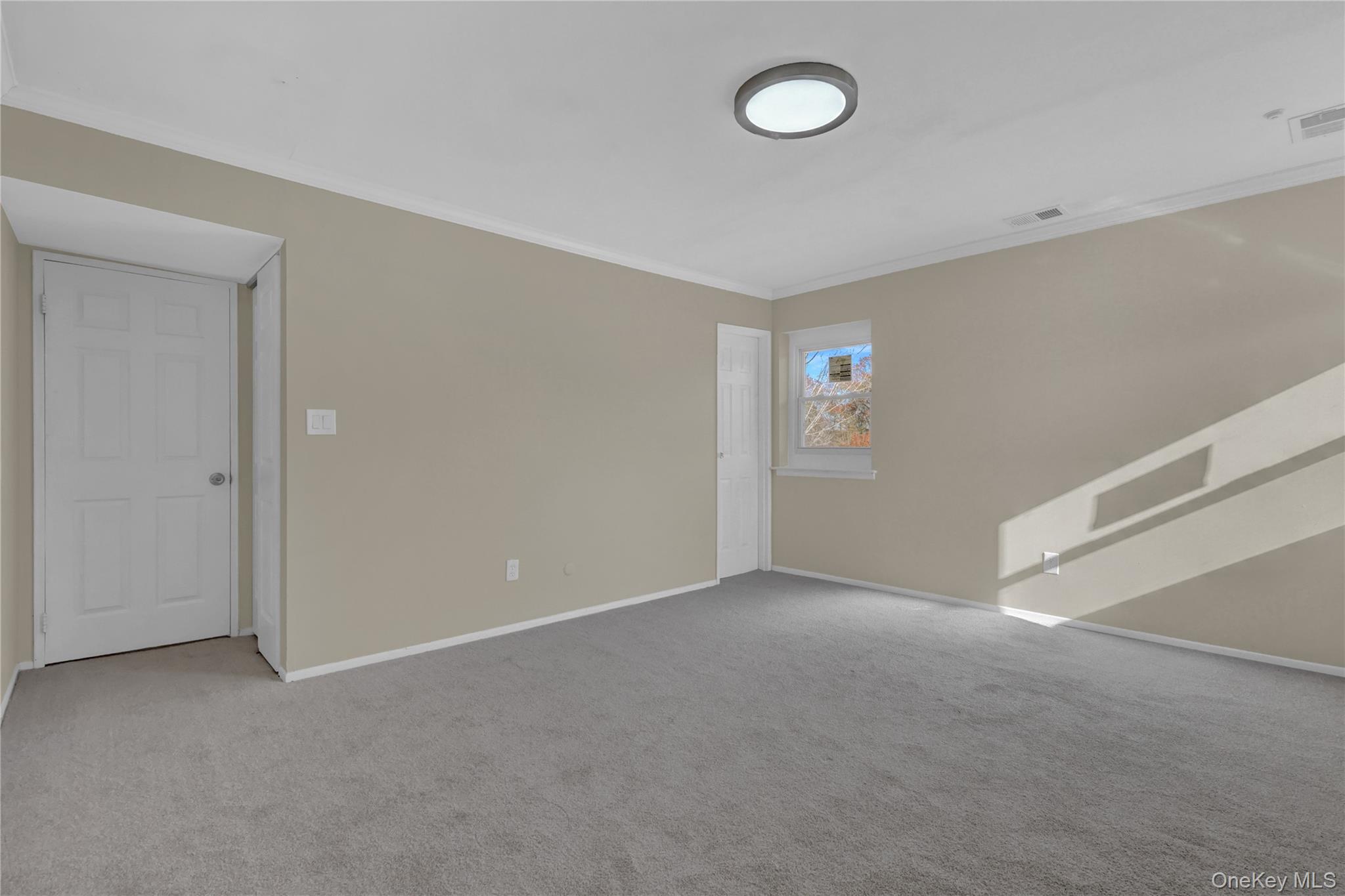 75 Artist Lake Drive, Middle Island, NY 11953