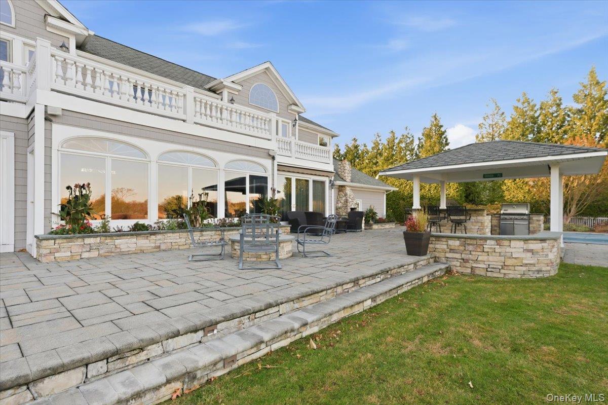 165 Peninsula Drive, Babylon, NY 11702