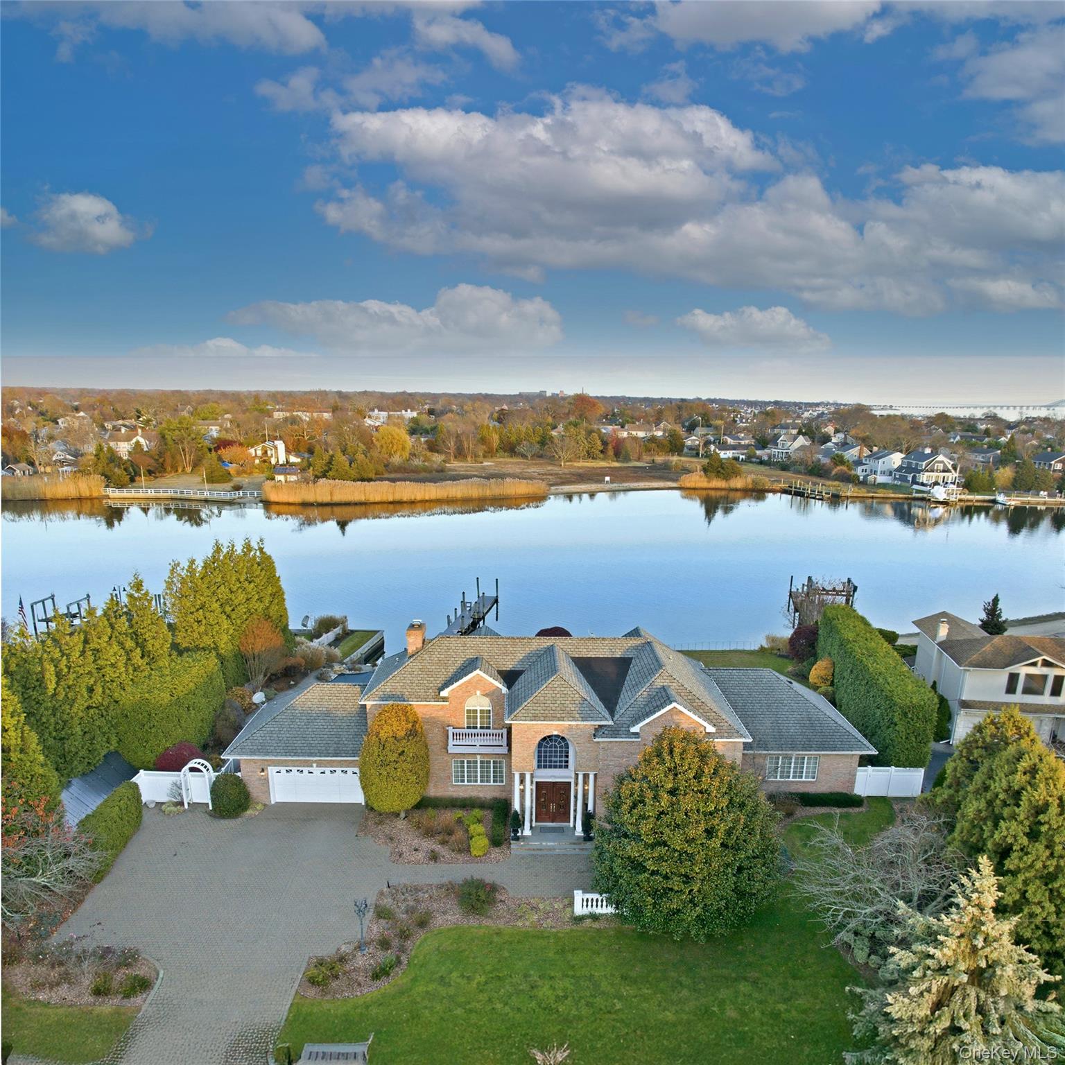 165 Peninsula Drive, Babylon, NY 11702