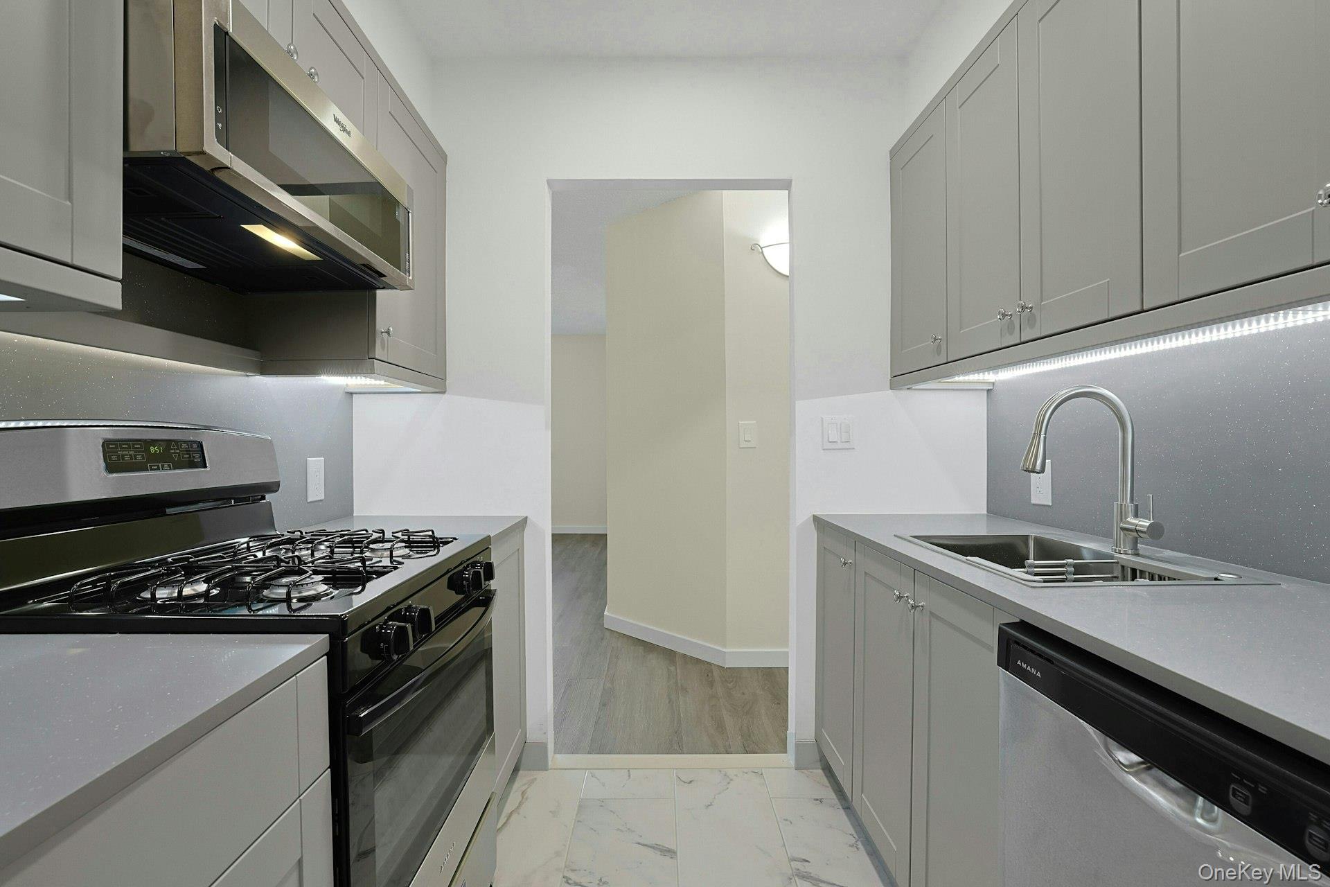 66 Crisfield Street # 3Y, Yonkers, NY 10710