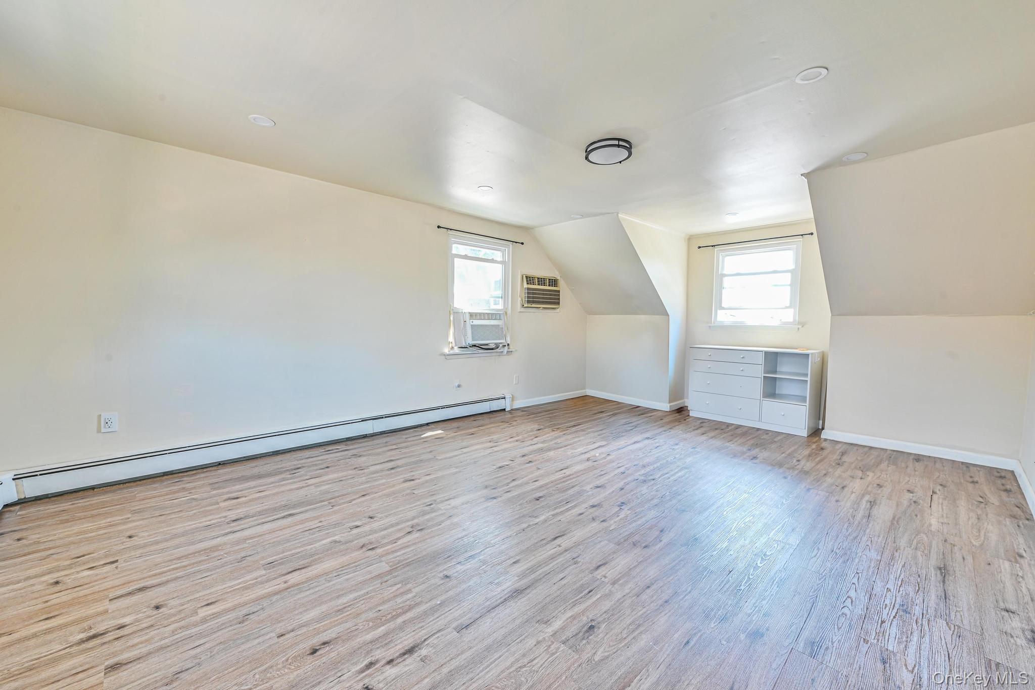 118 Edmund, Lynbrook, NY 11563