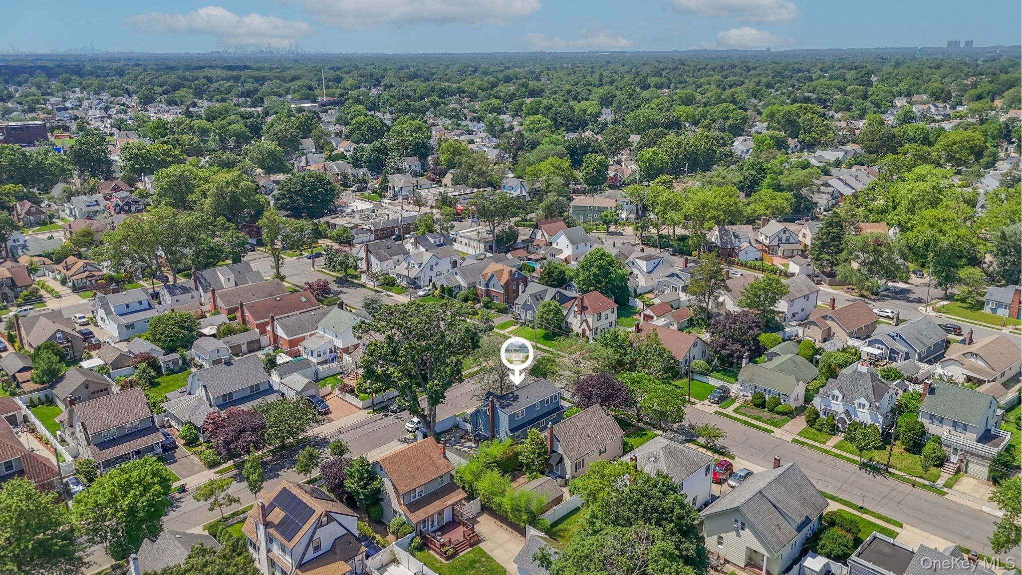 118 Edmund, Lynbrook, NY 11563