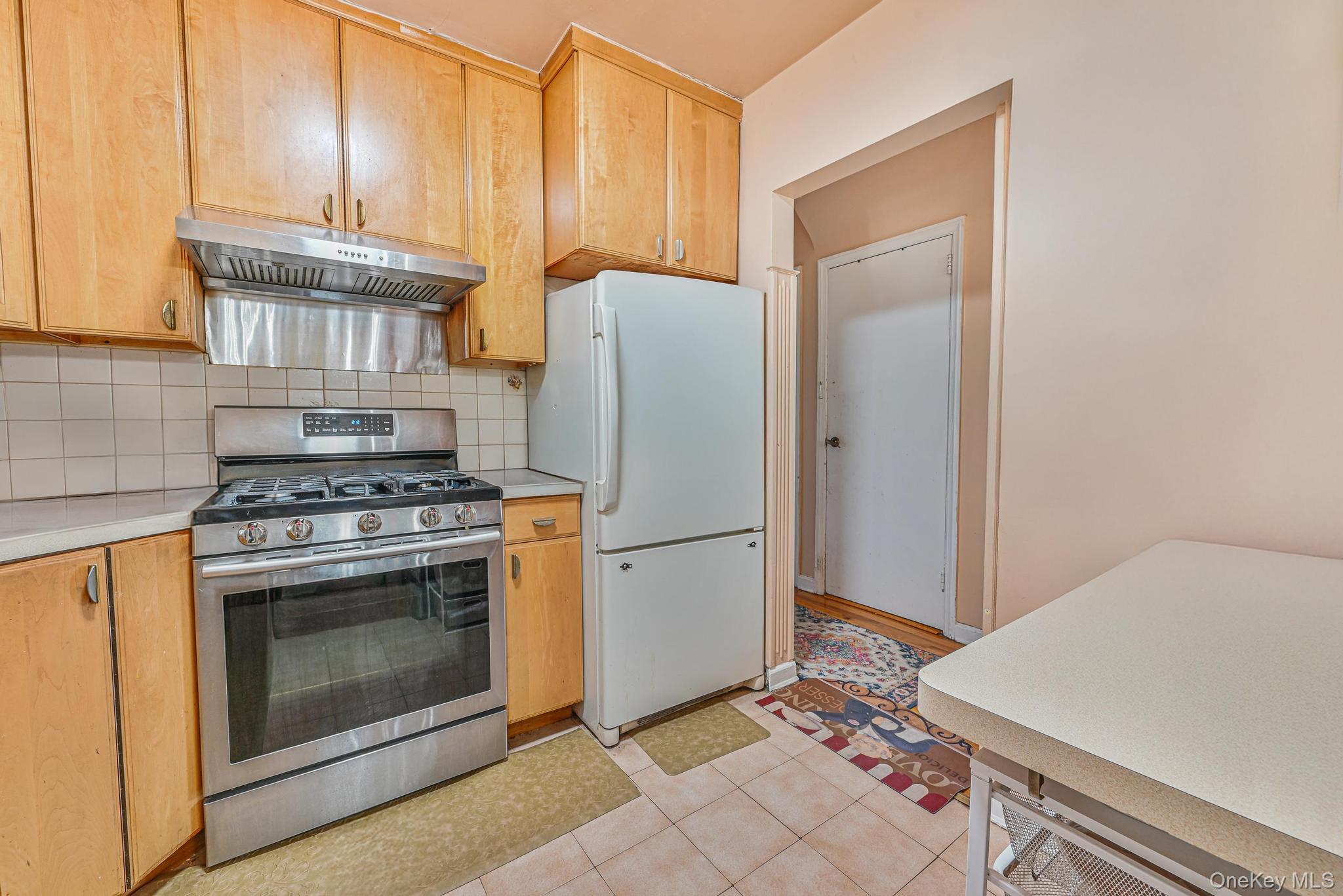 118 Edmund, Lynbrook, NY 11563