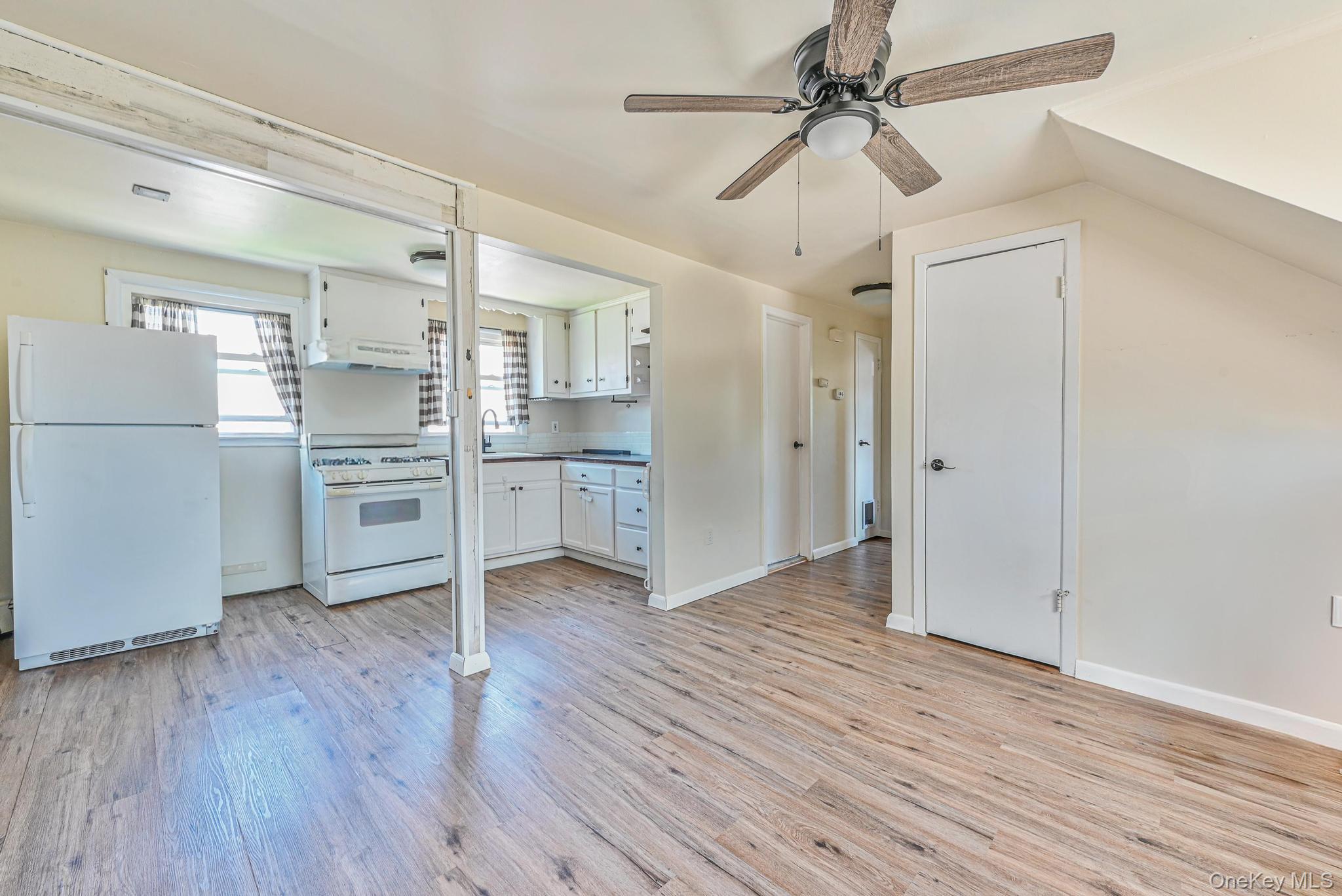 118 Edmund, Lynbrook, NY 11563