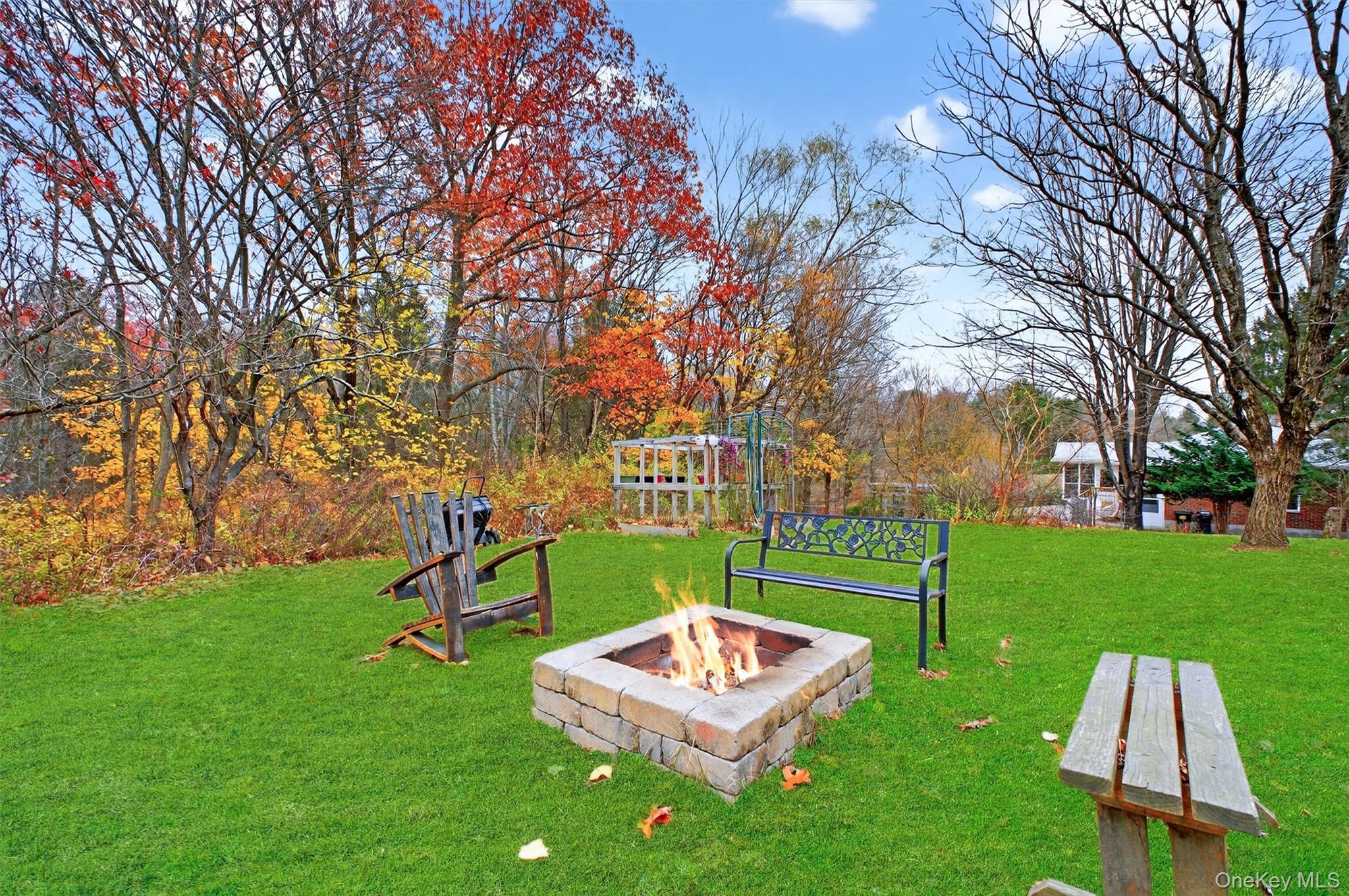 31 Reservoir Road, Wallkill, NY 12589