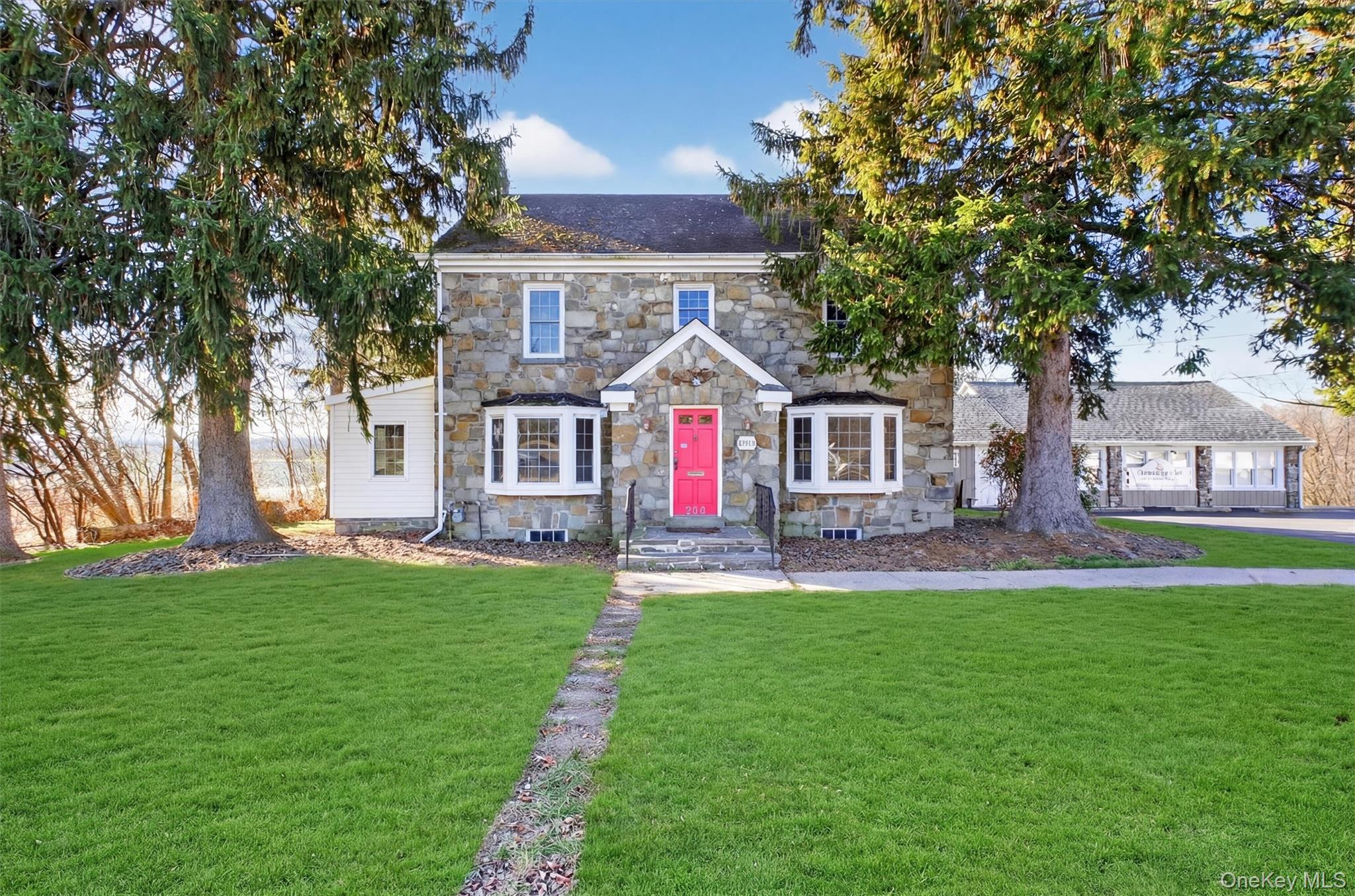 563 Temple Hill Road, New Windsor, NY 12553