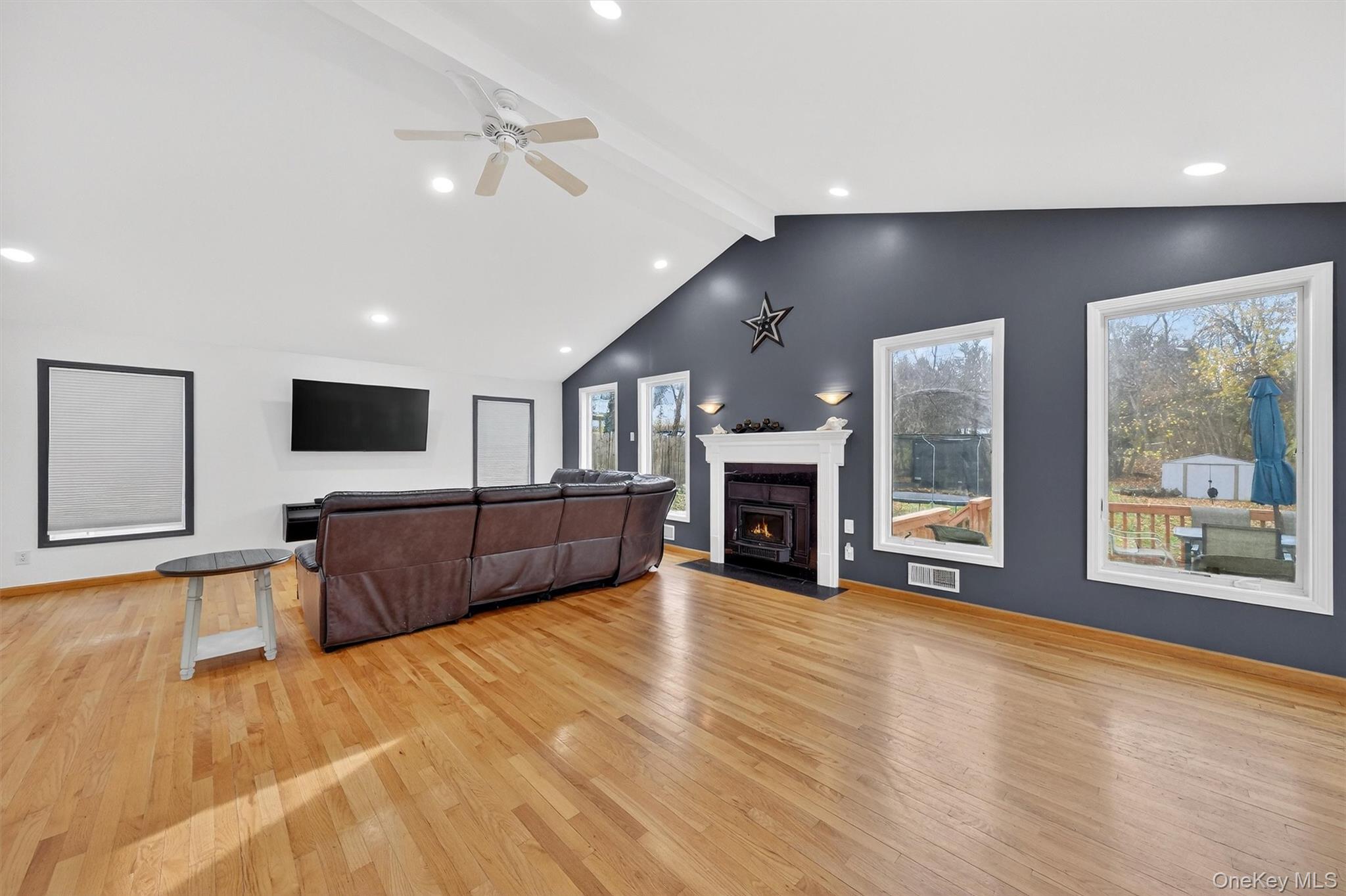 10 Meier Road, Poughkeepsie, NY 12603