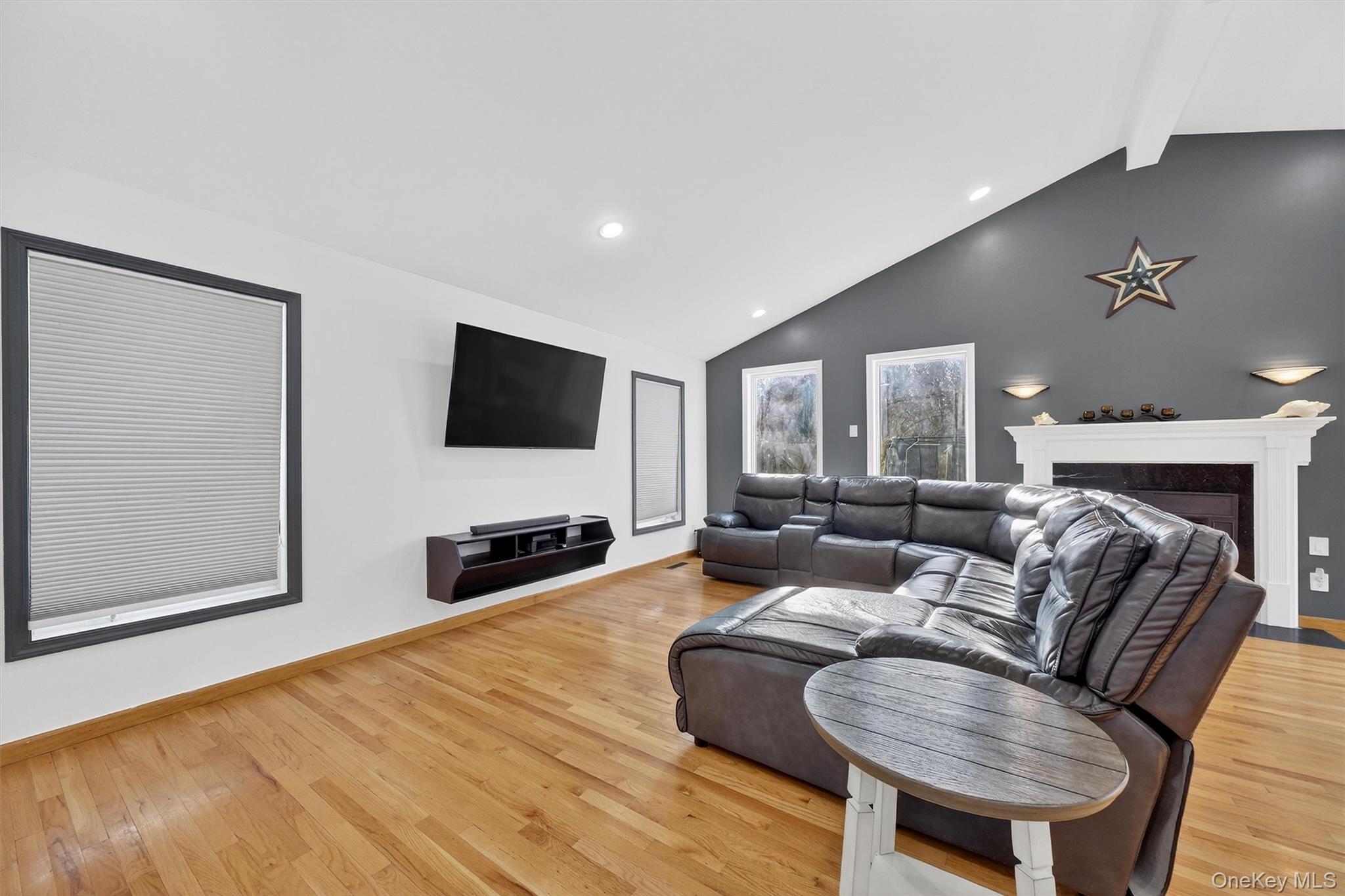 10 Meier Road, Poughkeepsie, NY 12603