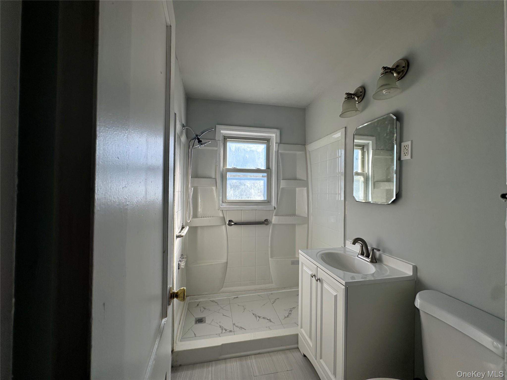 496 Bloomingburg Road, Middletown, NY 10940