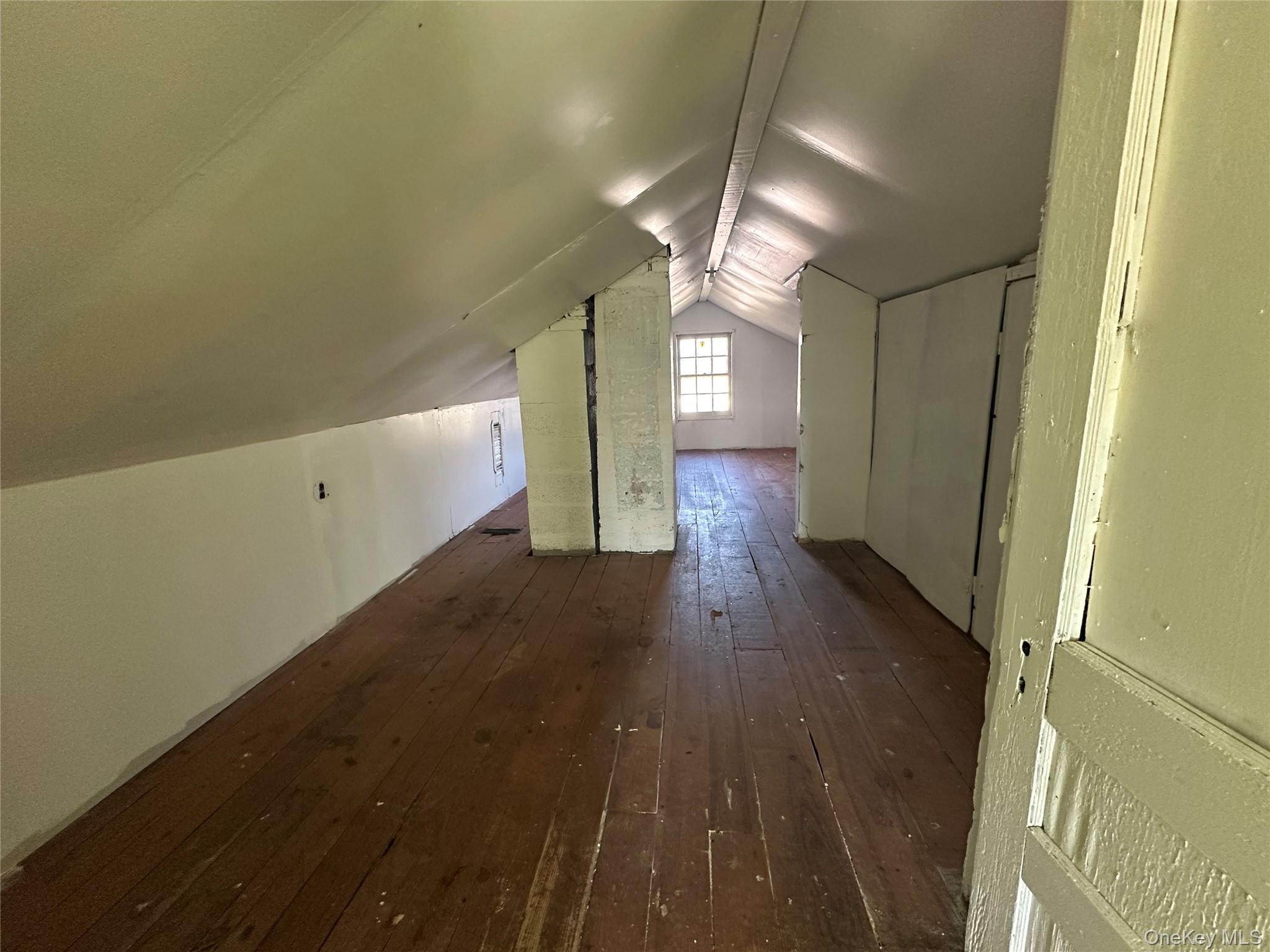 496 Bloomingburg Road, Middletown, NY 10940