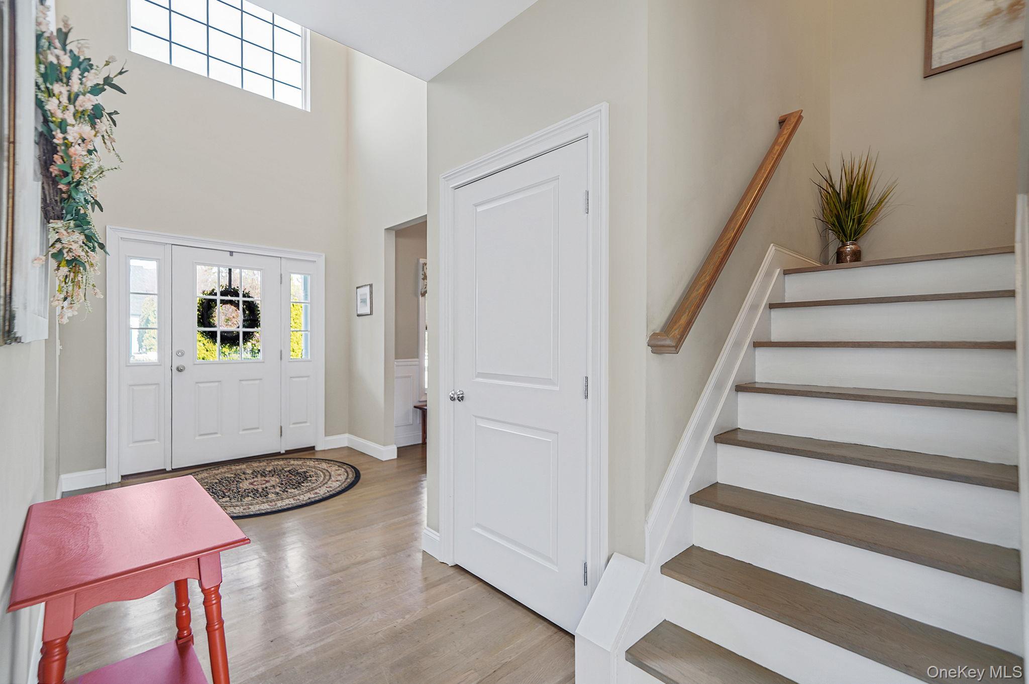 20 Dogwood Lane, East Moriches, NY 11940