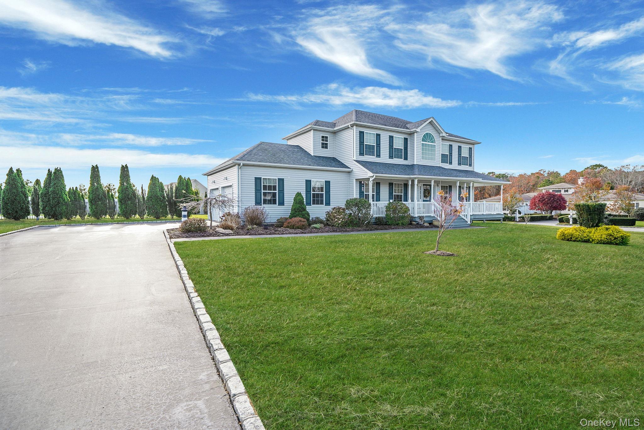 20 Dogwood Lane, East Moriches, NY 11940