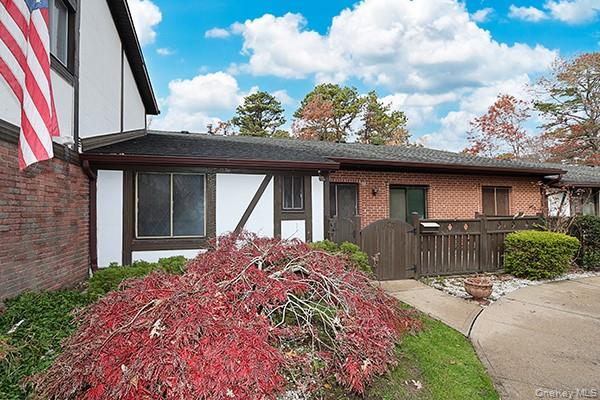 603 Blue Ridge Drive, Medford, NY 11763